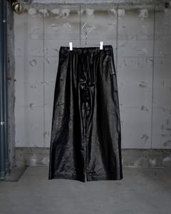"COM" OILED LEATHER / BLACK