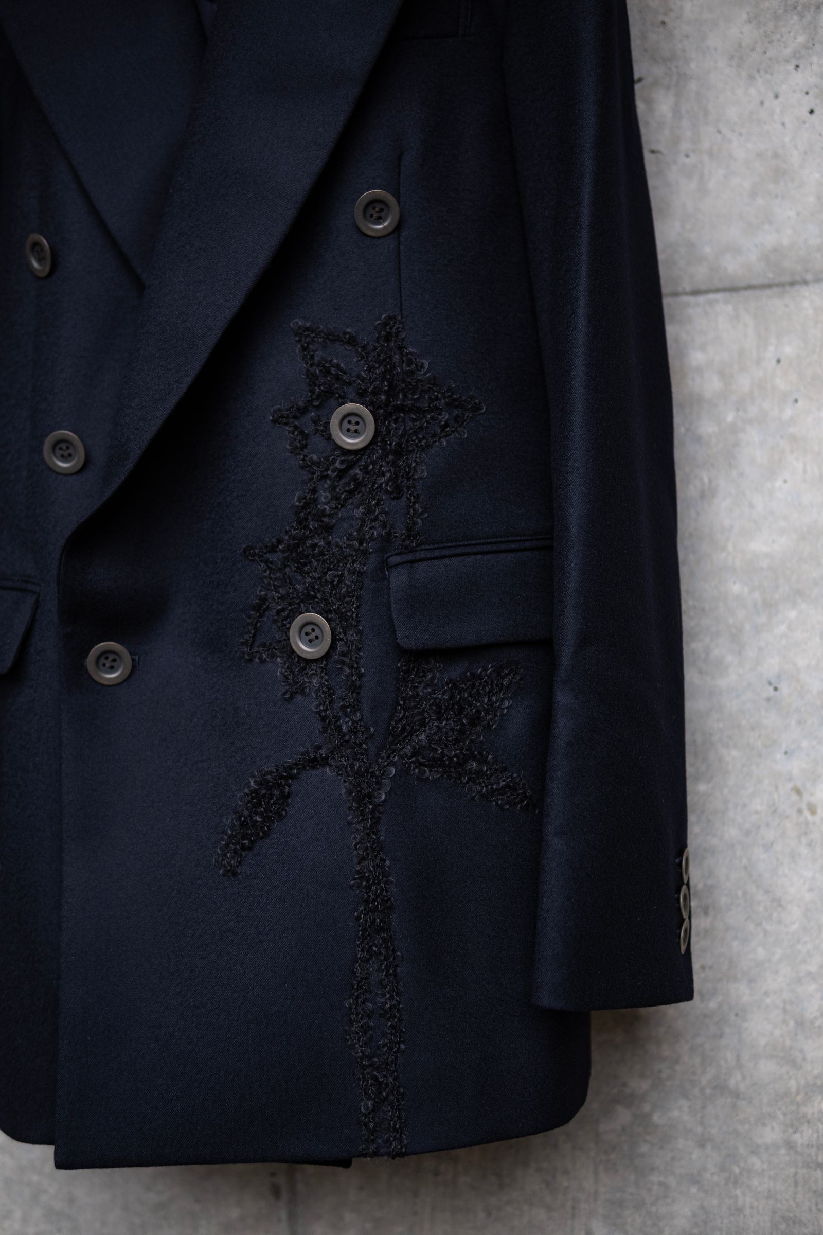 Code embroidery JKT / nvy