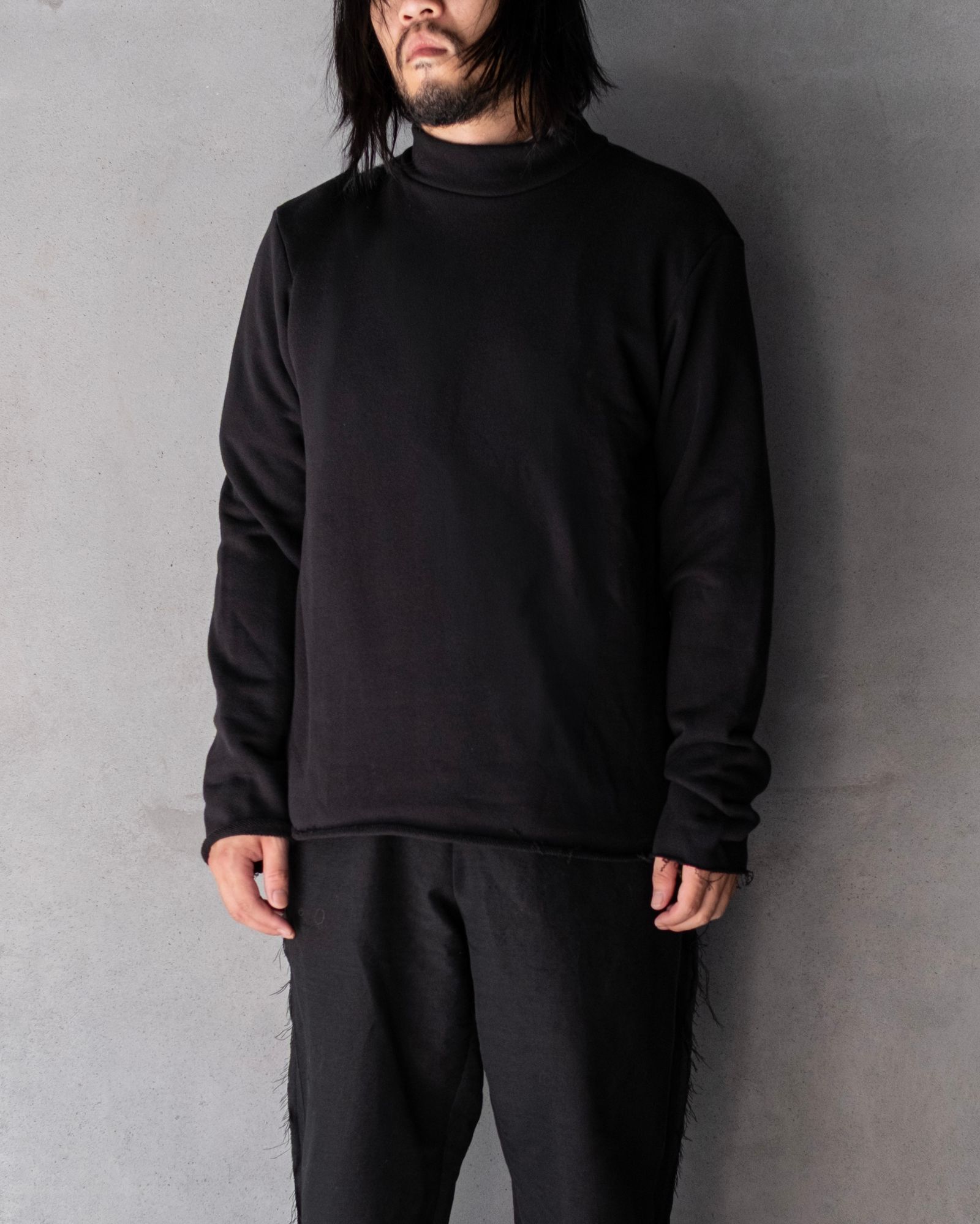 High neck Pullover / Black