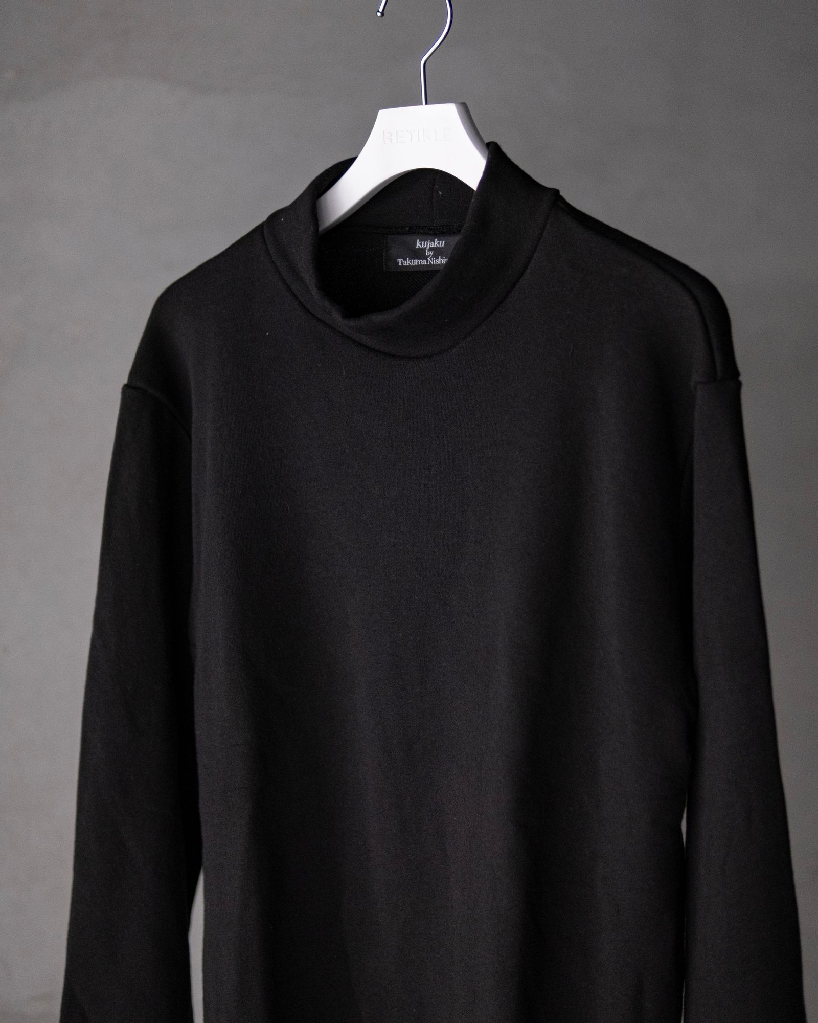 High neck Pullover / Black