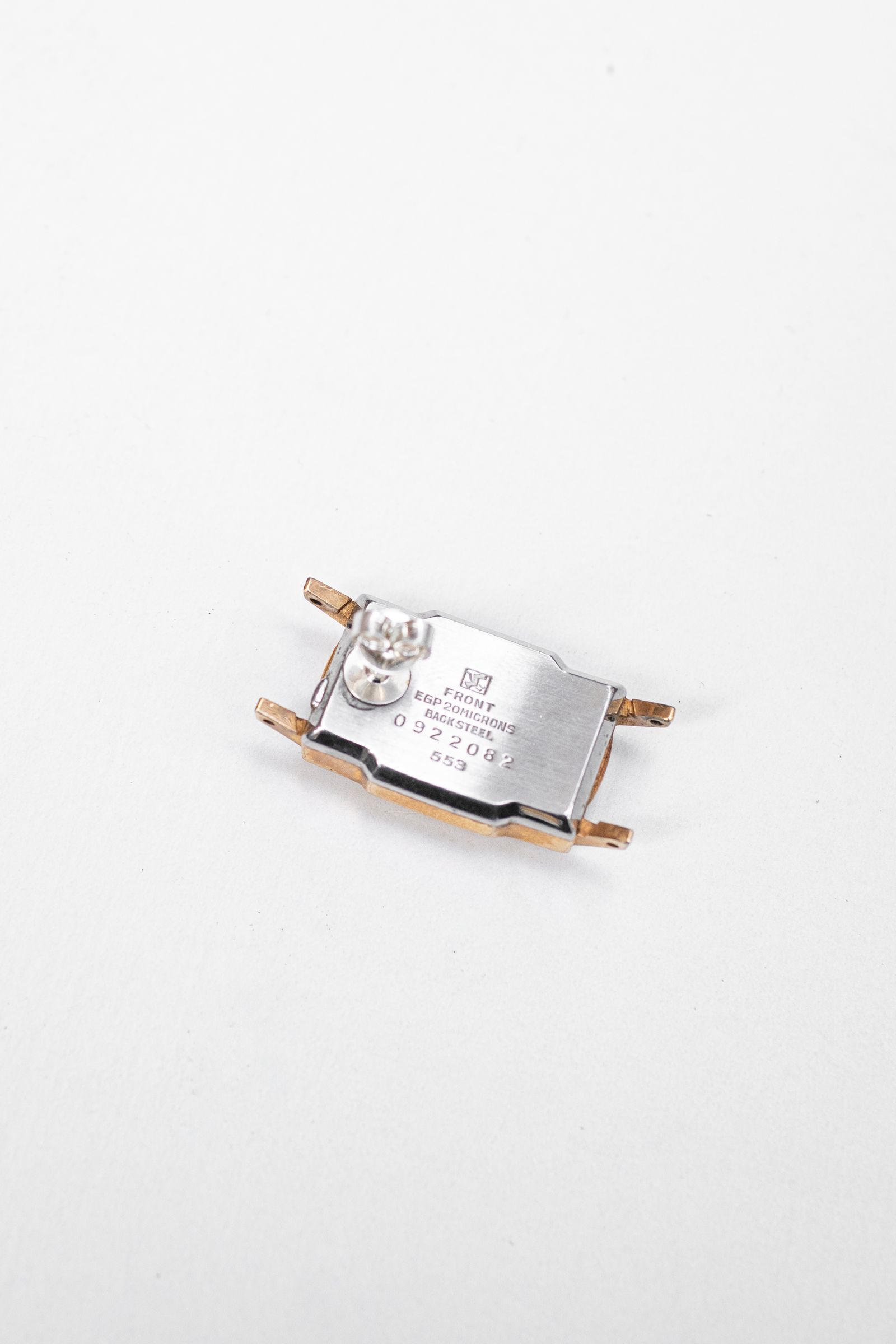 VINTAGE WATCH EARRING / GOLD