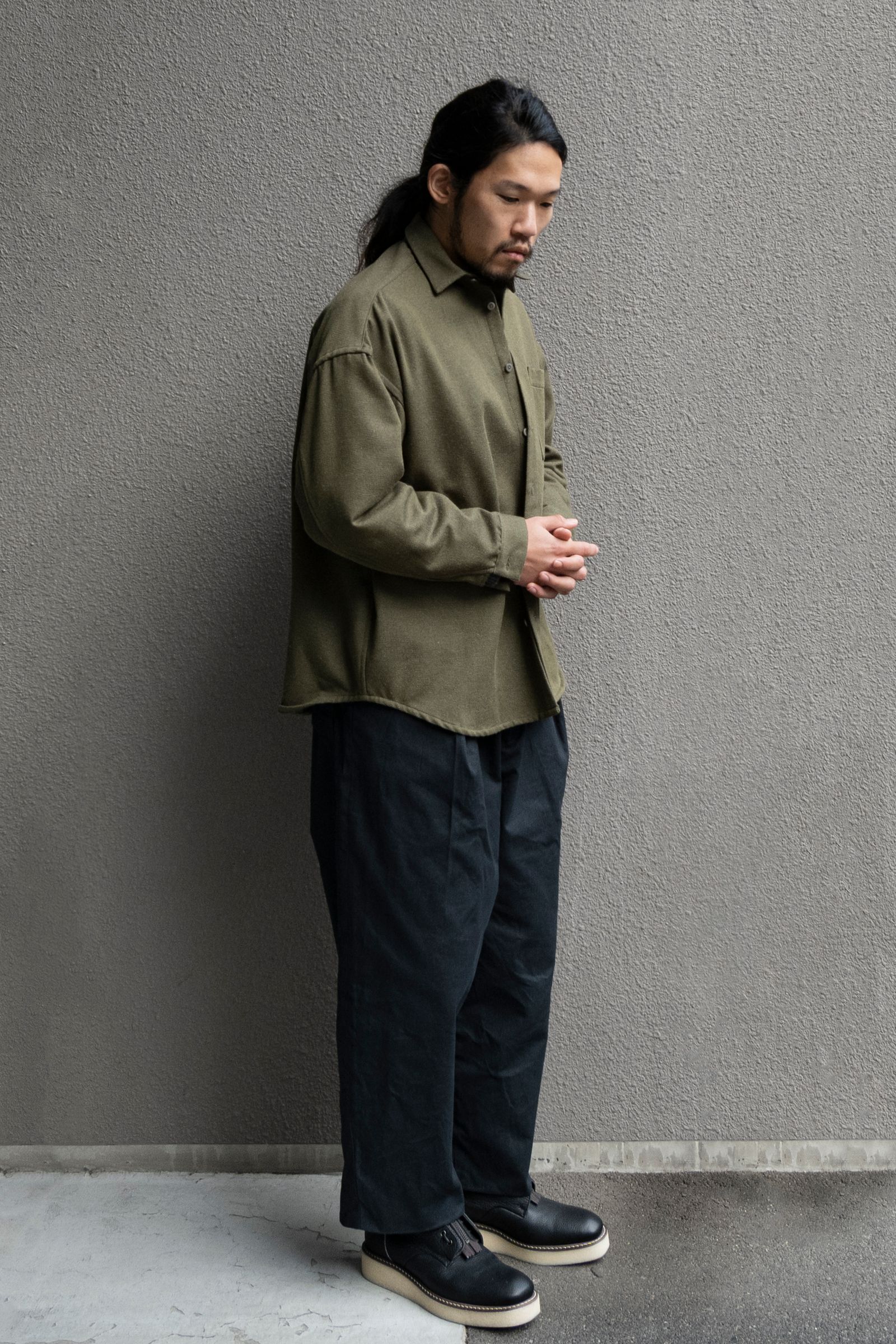 roundabout - Double Canvas Deep Tuck Pants / Dark Green | Retikle