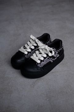 PICTURESQUE ANTIQUE SNEAKER WITH CONVERSE / BLACK