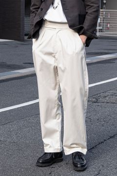 NEW 2TUCK BELTLESS TROUSERS COLD MATCED / OFF