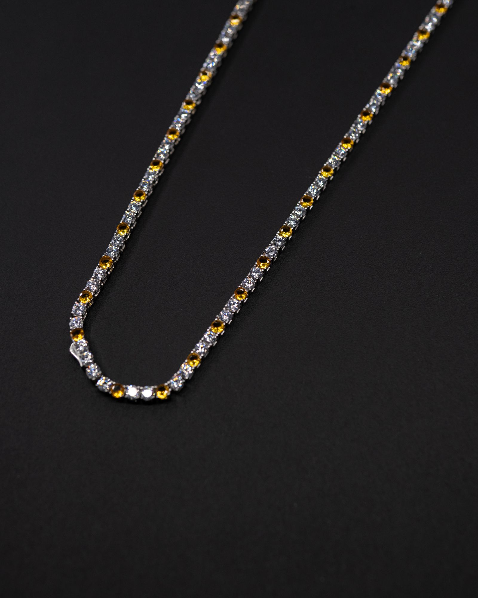 Signal Tennis Necklace / Silver/Amber