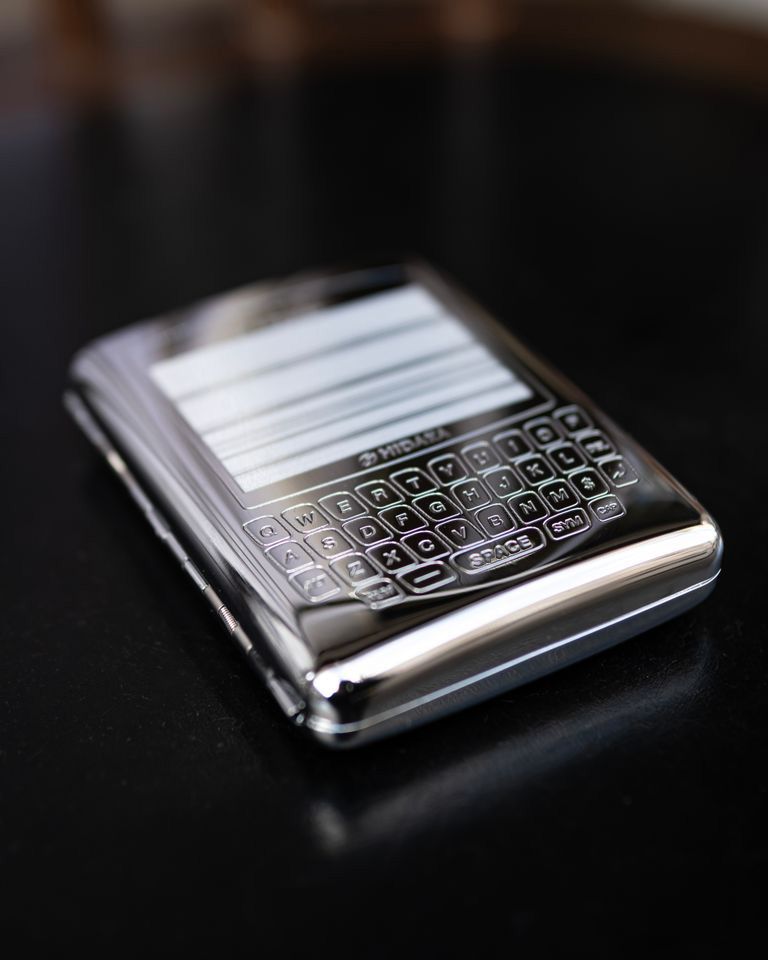 Cellphone Cig Case / Silver