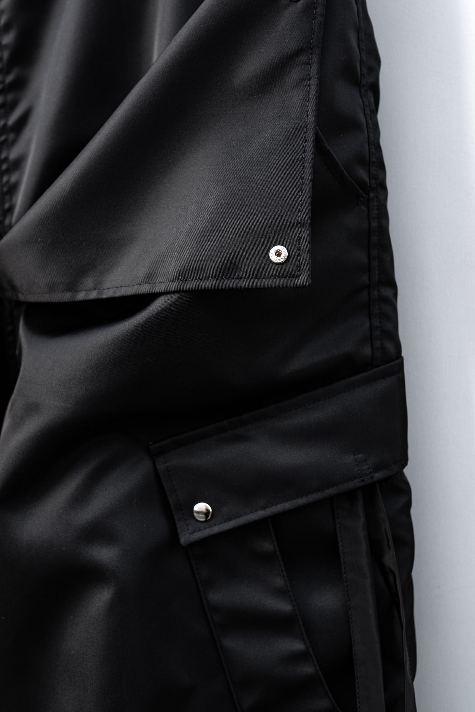Nylon tech cargo pants