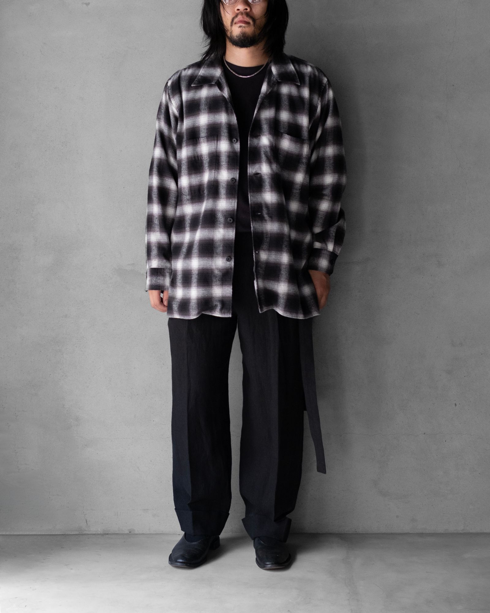 Open Collar SH / Black×White Ombre