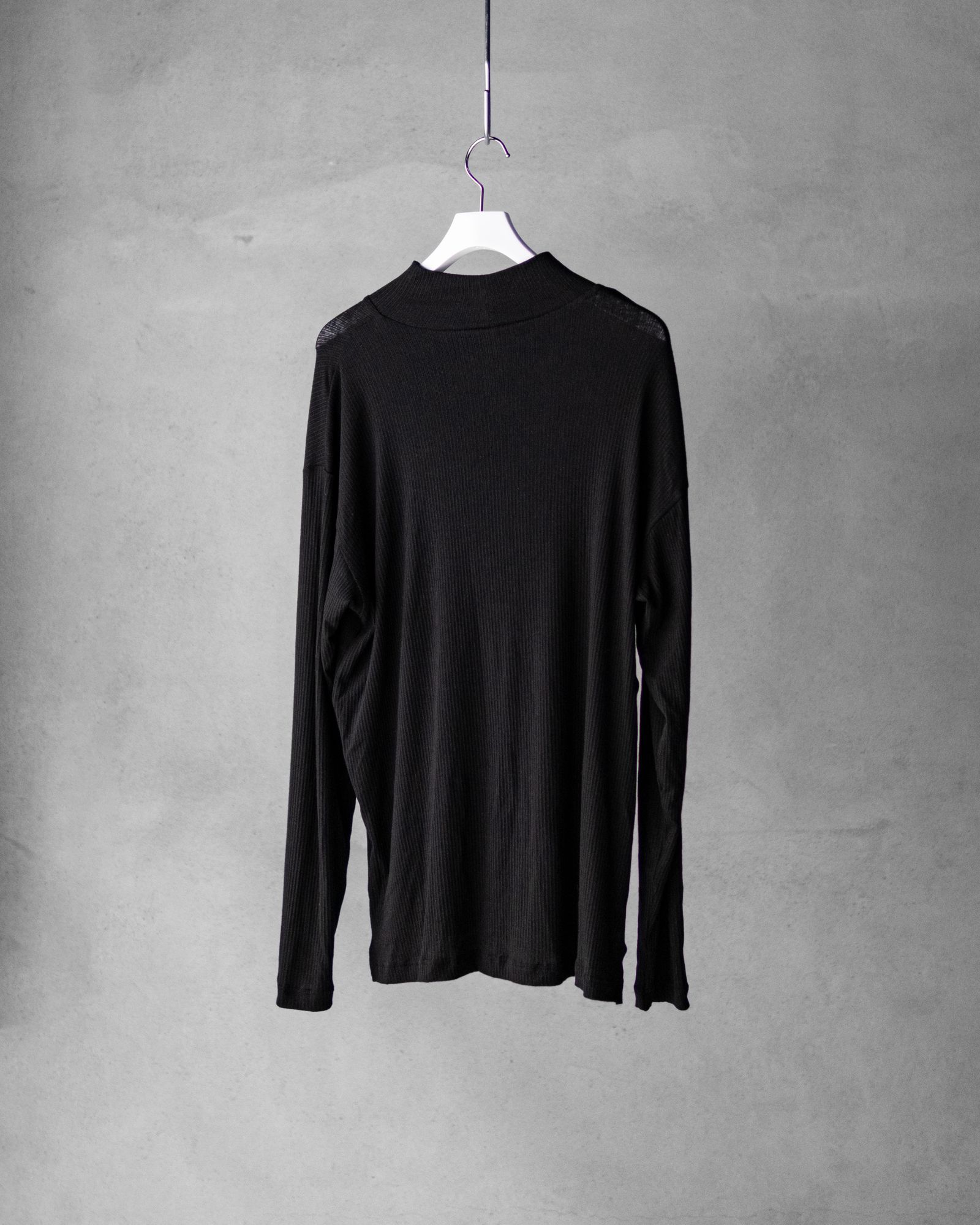 HIGH NECK LONG SLEEVE PULLOVER / BLACK