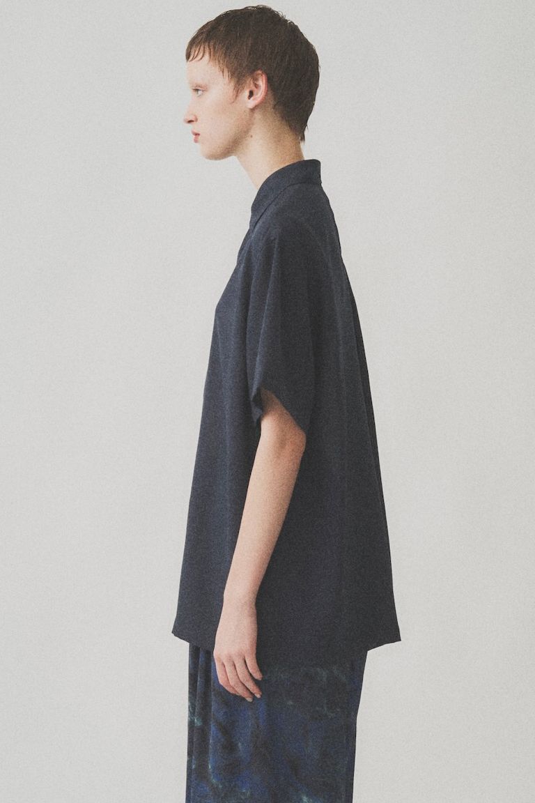 SHEER SHARKSKIN SS SHIRT / NAVY