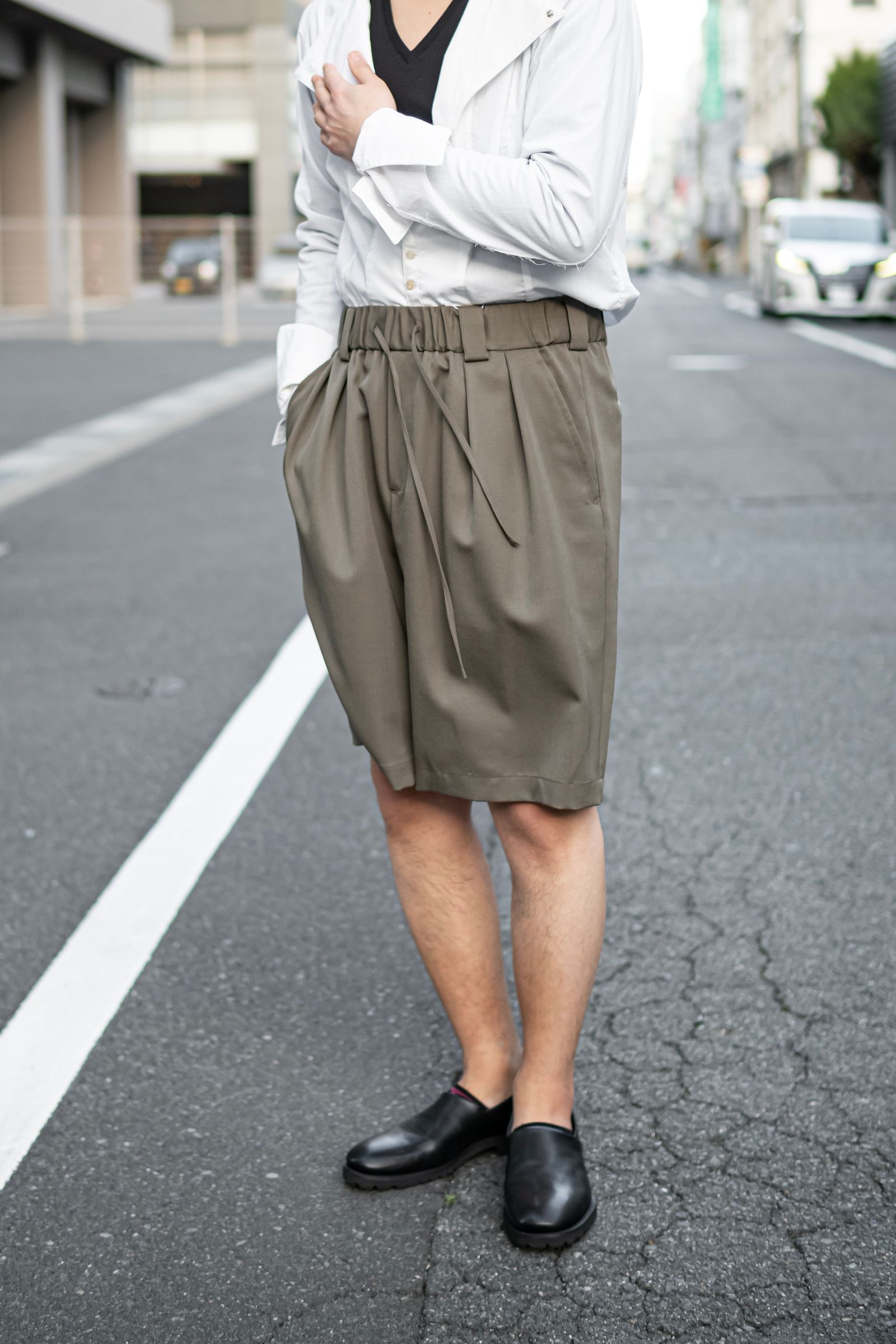 Blanc YM - Wide Easy Half Trousers / Gray | Retikle Online Store