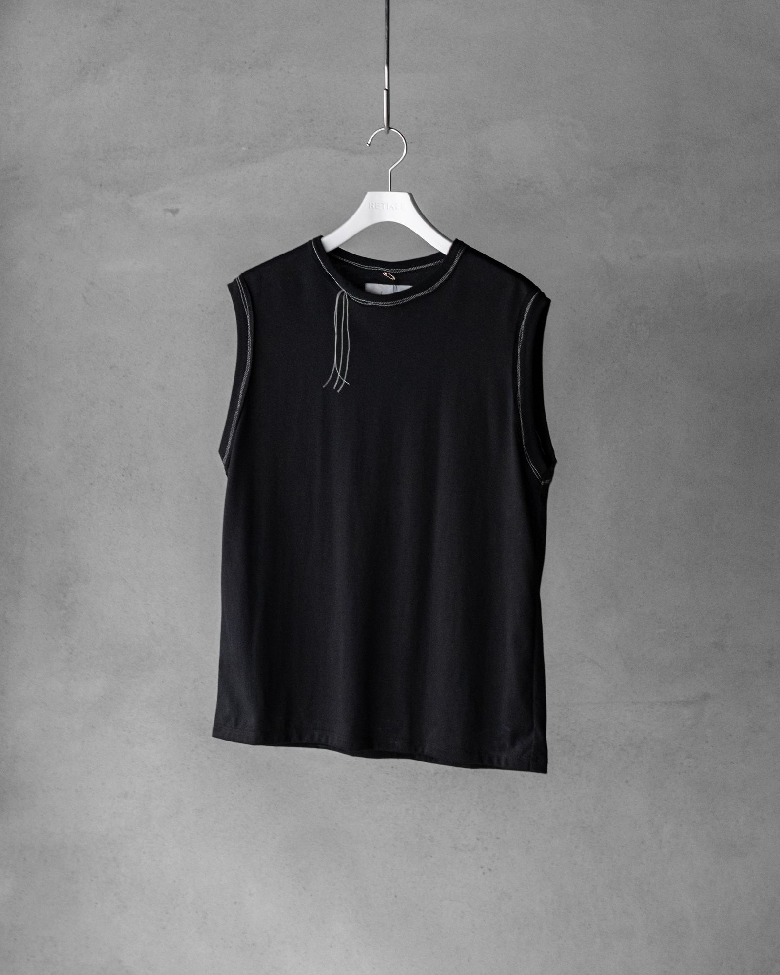“TUGIHAGI” Neck Sleeveless / Black