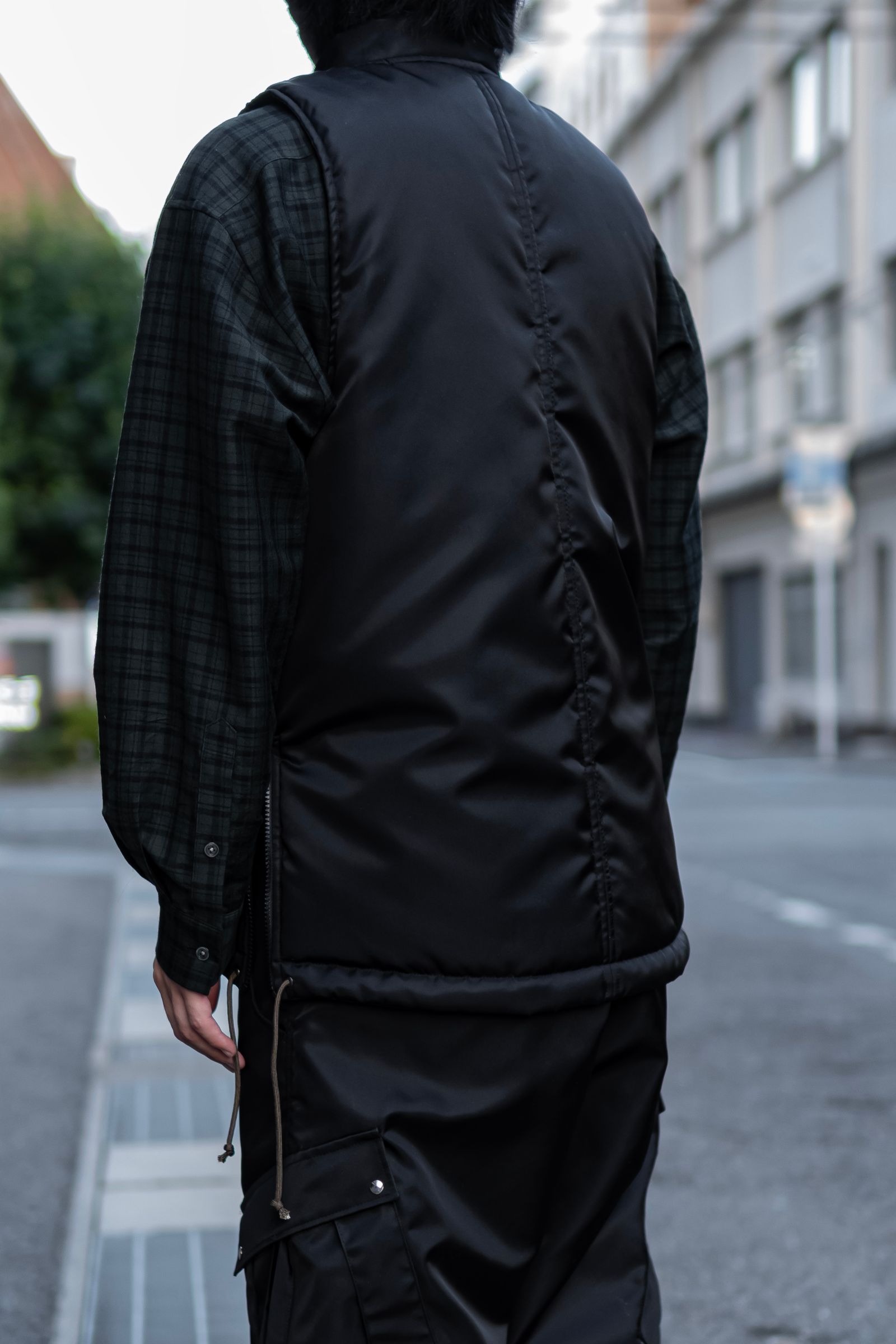 【LIMITED EDITION】Nylon down vest