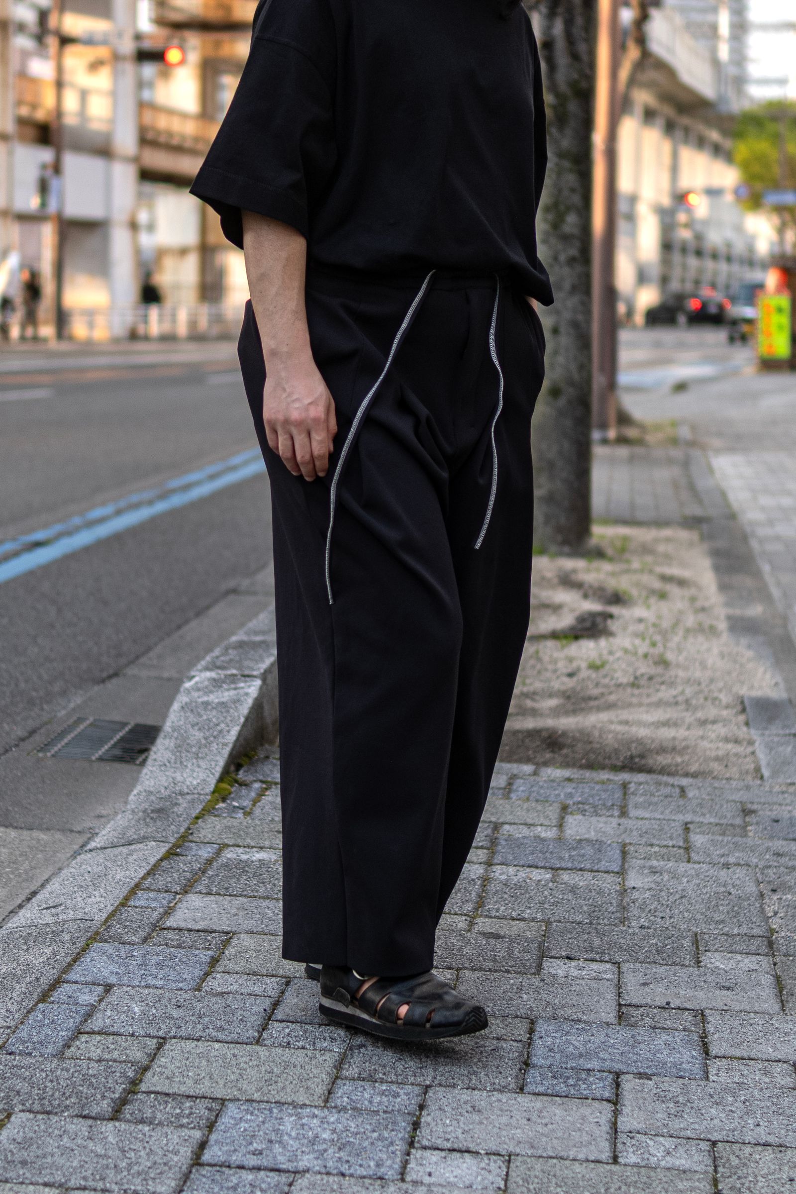 KNITTED BAGGY / COLOURLESS BLACK