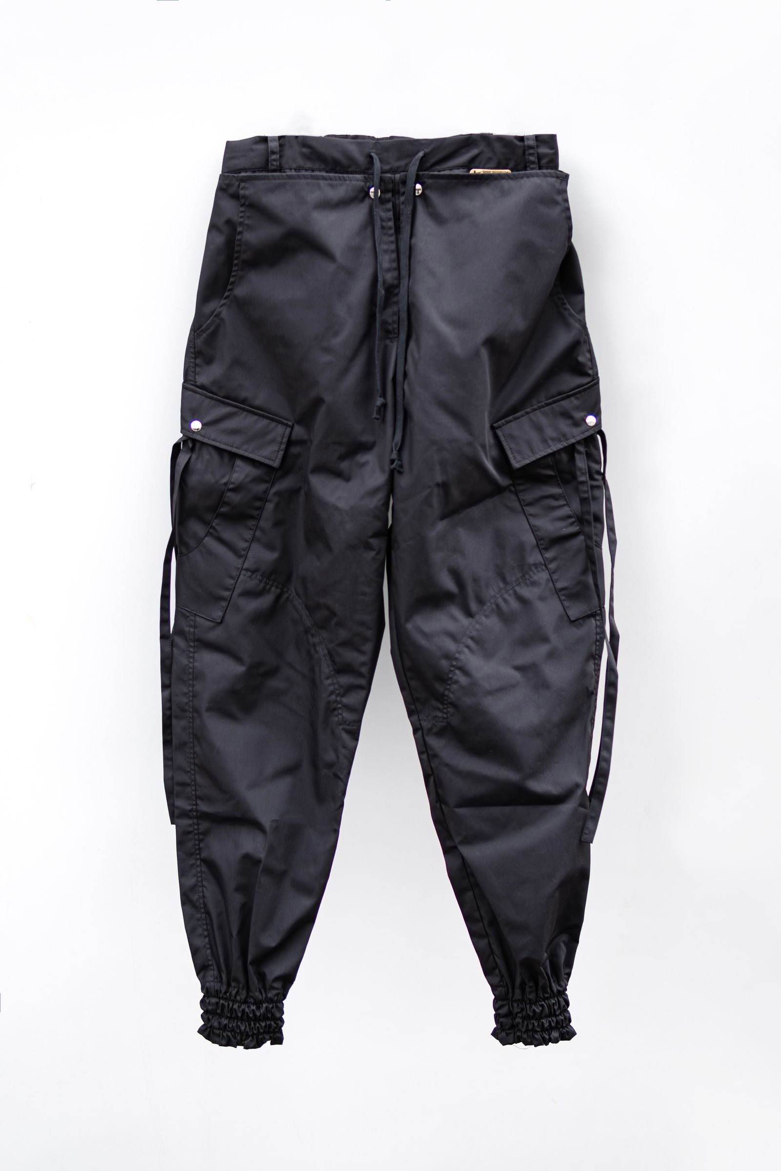 tech cargo pants / black