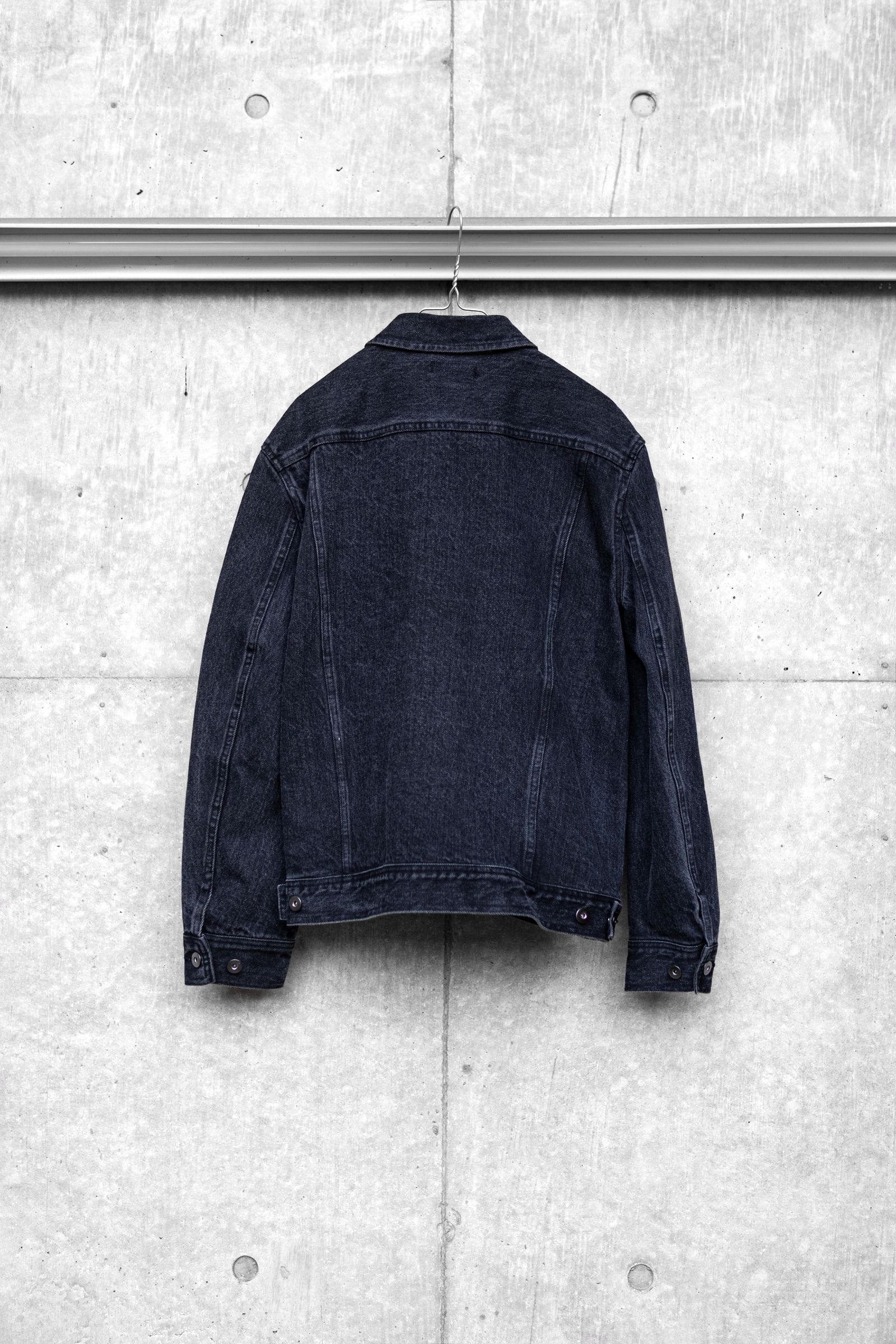 TUCK DENIM BLOUSON / BLACK