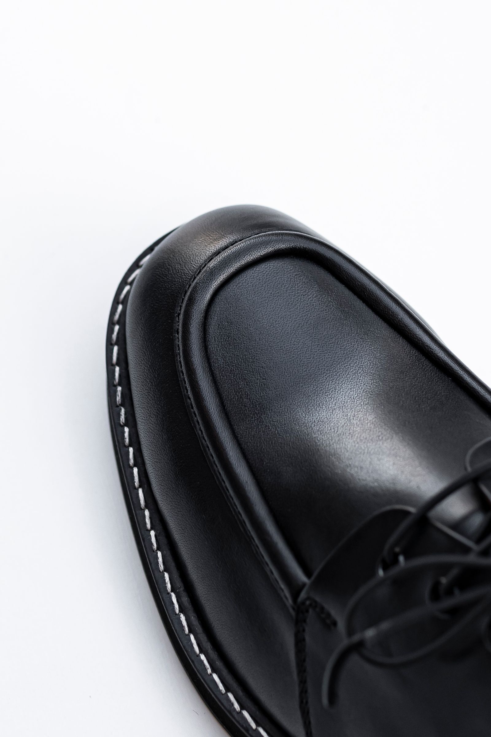 Mocca blucher / Black