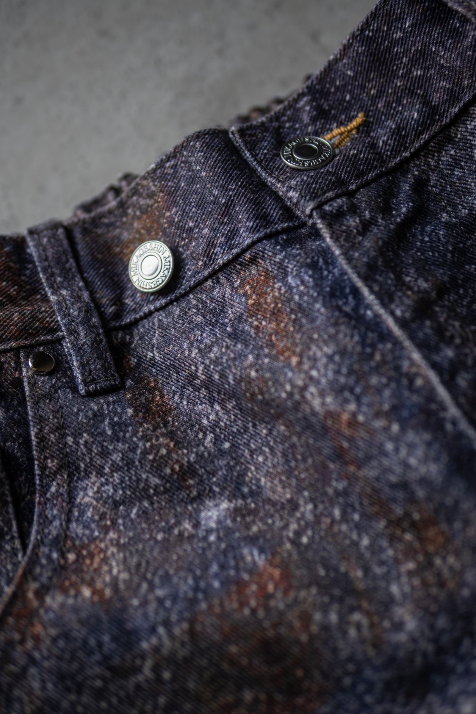 MIKAGE SHIN - “Sabi” Denim Pants / RED | Retikle Online Store