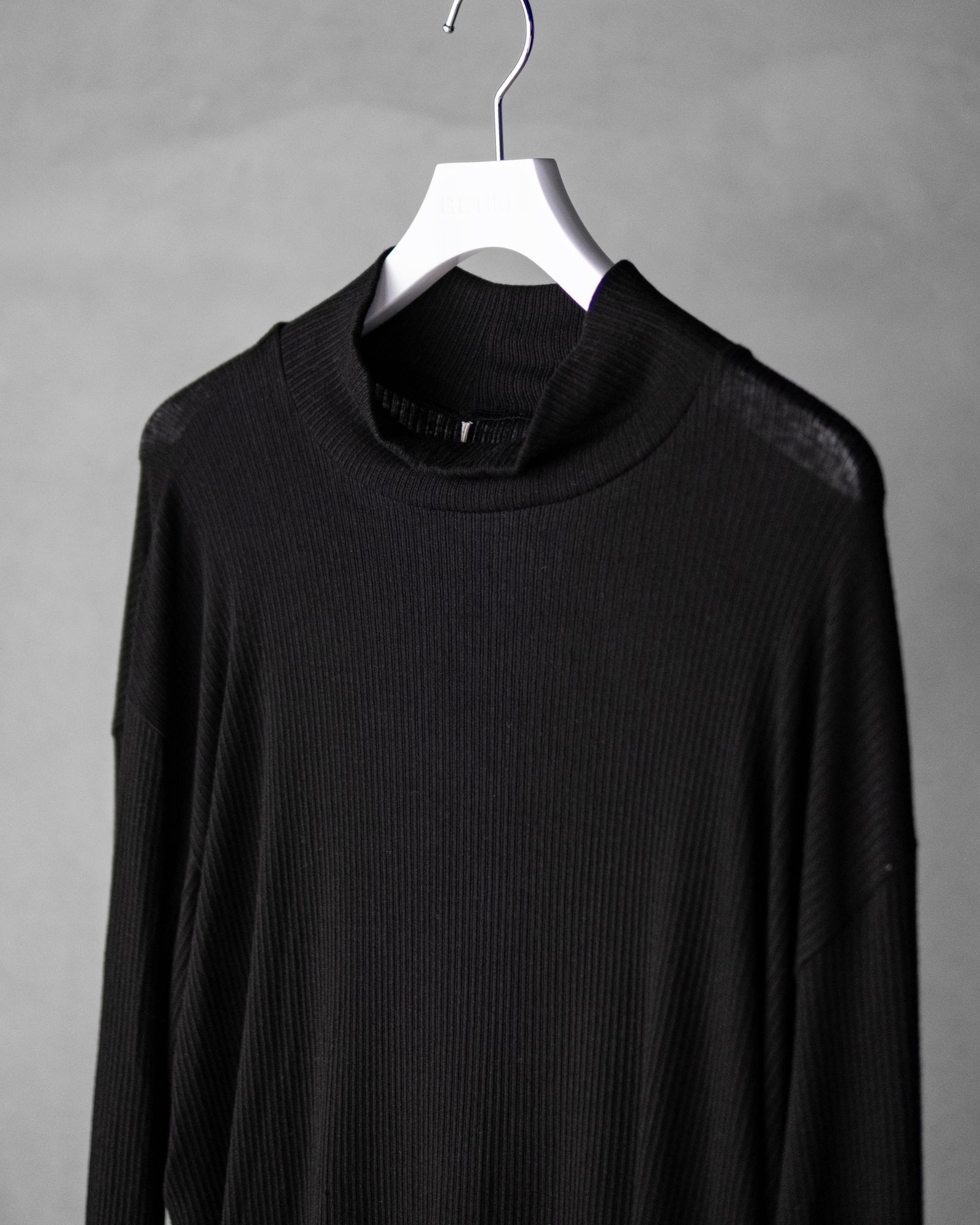 HIGH NECK LONG SLEEVE PULLOVER / BLACK