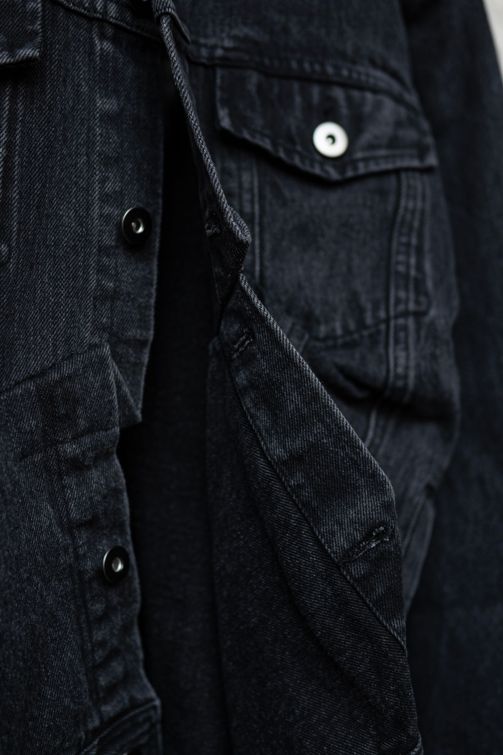 TUCK DENIM BLOUSON / BLACK