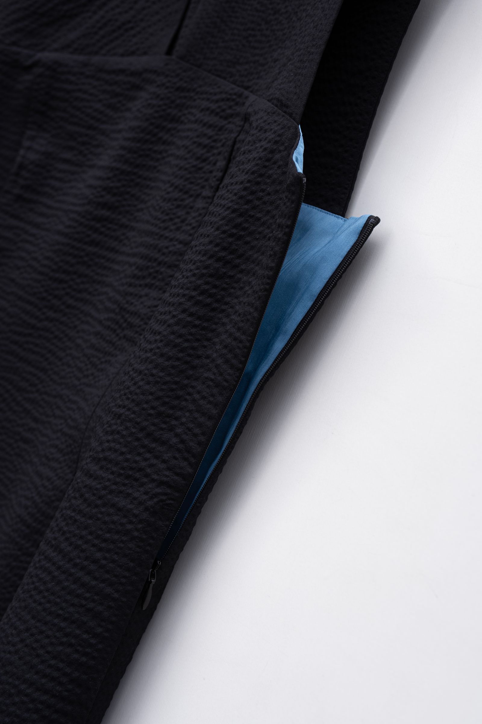 Seersucker Dress / Black