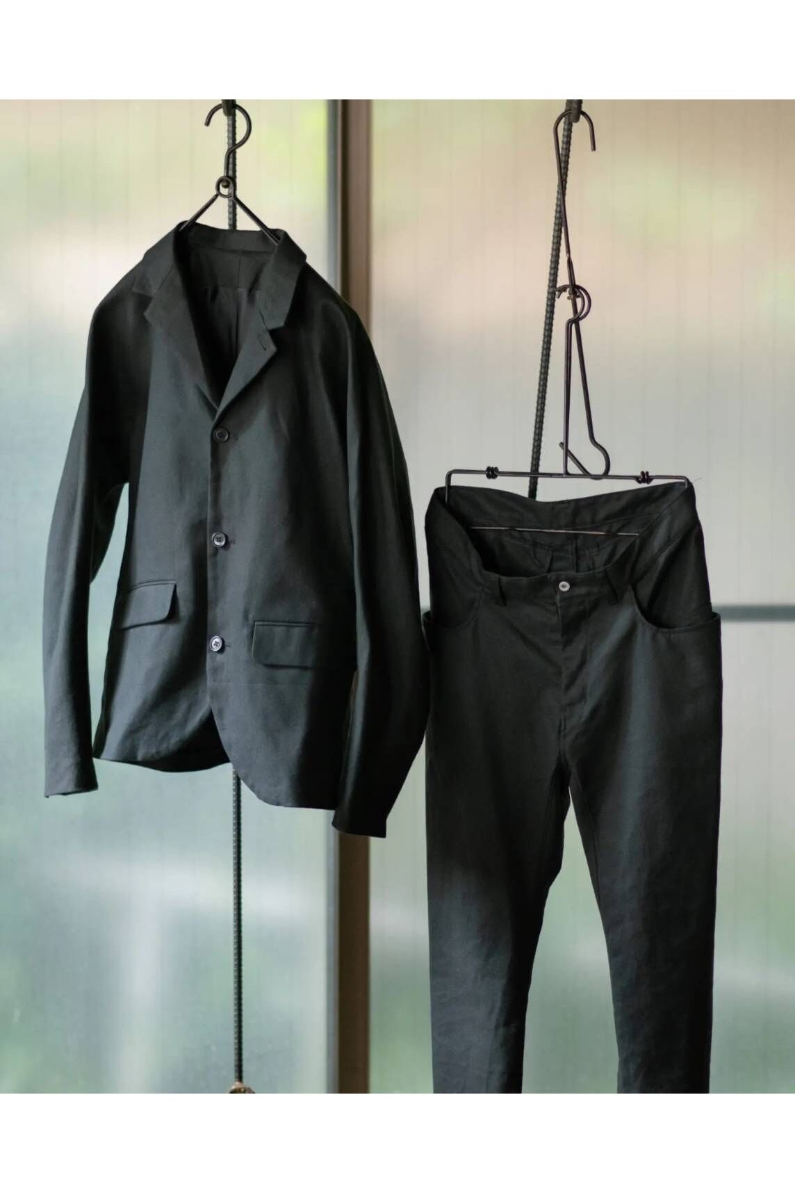 Side pocket tite pants