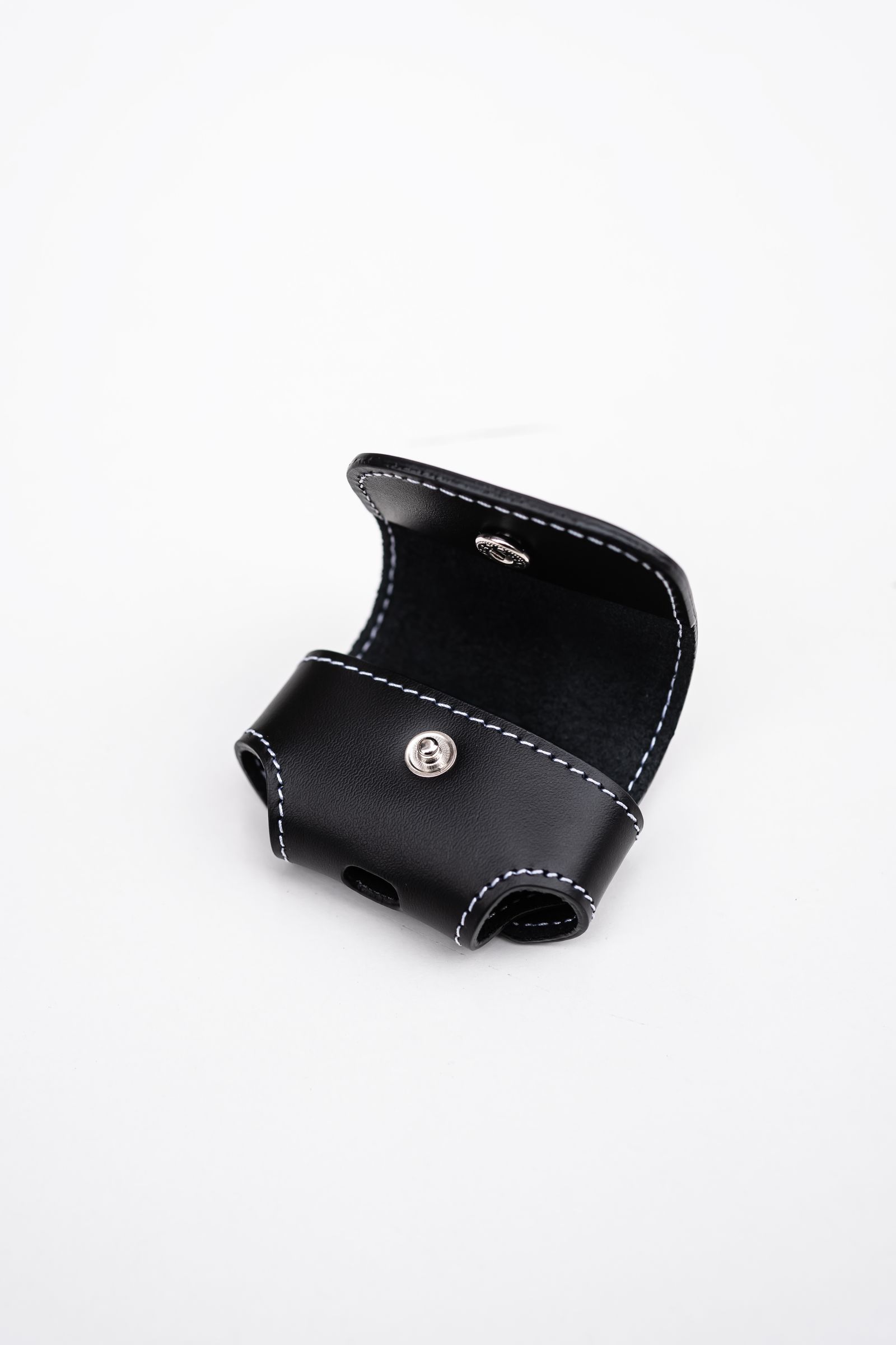 HIDAKA - AIRPODS PRO CASE / BLACK | Retikle Online Store