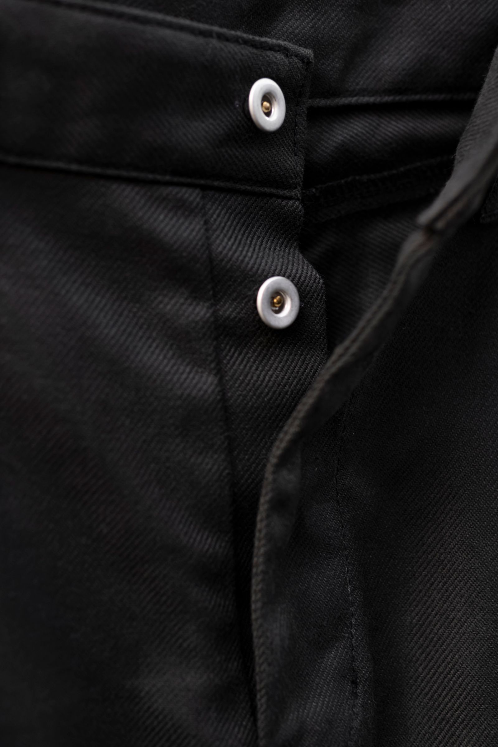 Side pocket tite pants