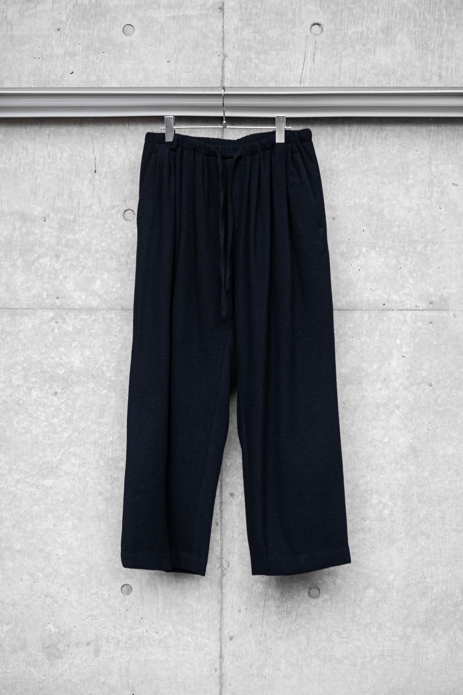 CASHMERE WIDE PANTS / BLACK