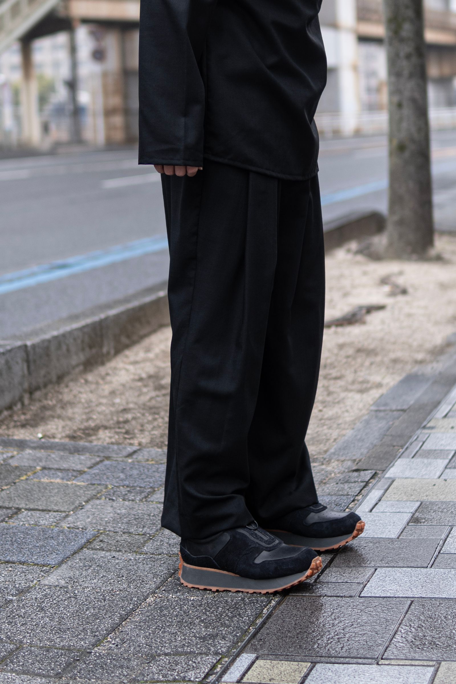 Zip & gore runner / Black