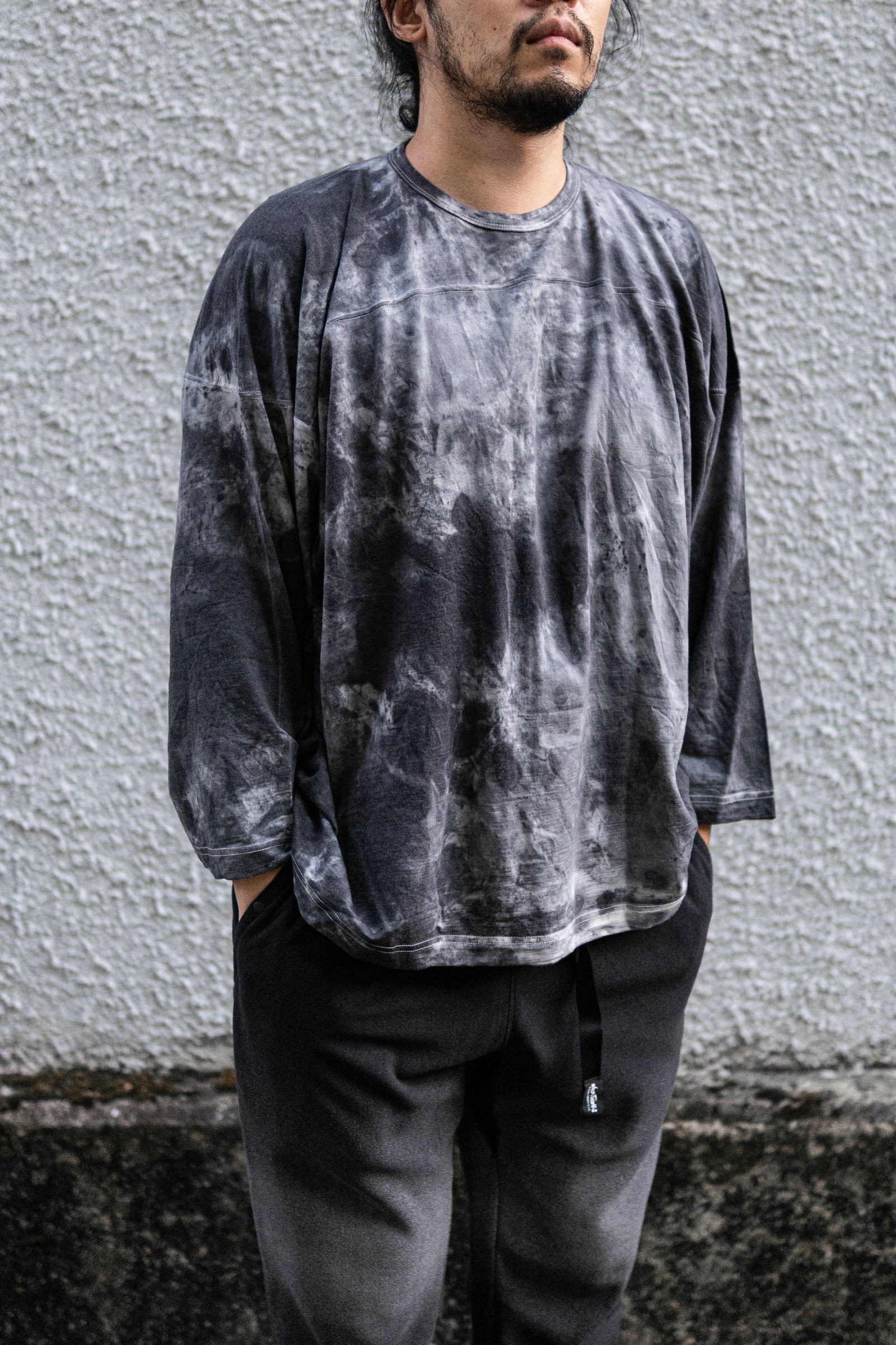 【INNAT×KANEMASA PHIL.】WOOL TIE-DYE FOOTBALL TEE / Black