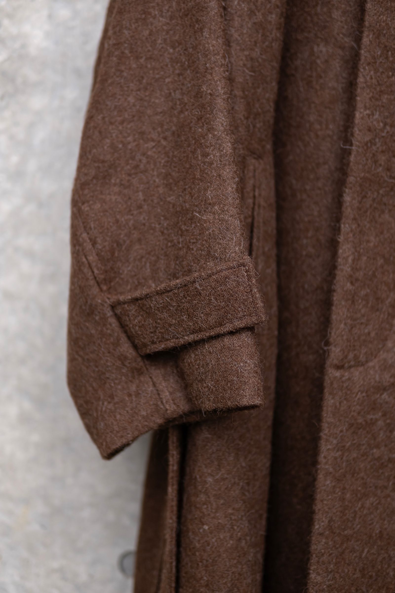ALPACA OVERSIZE BALMACAN COAT / Natural Brown