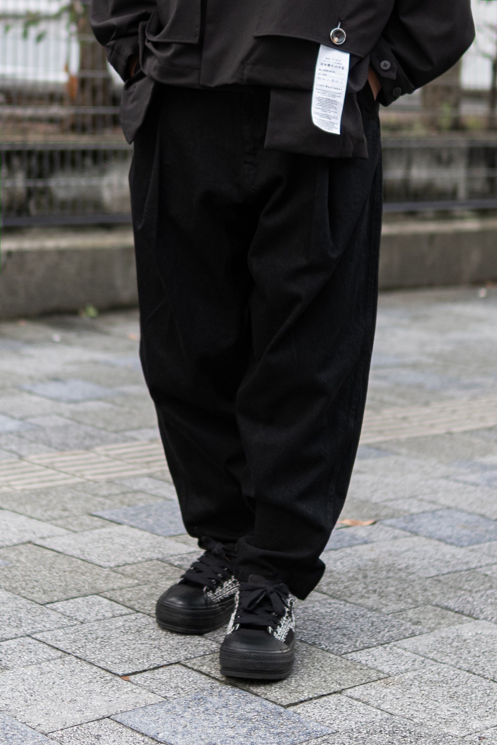 Denim Tapered Pants / Black