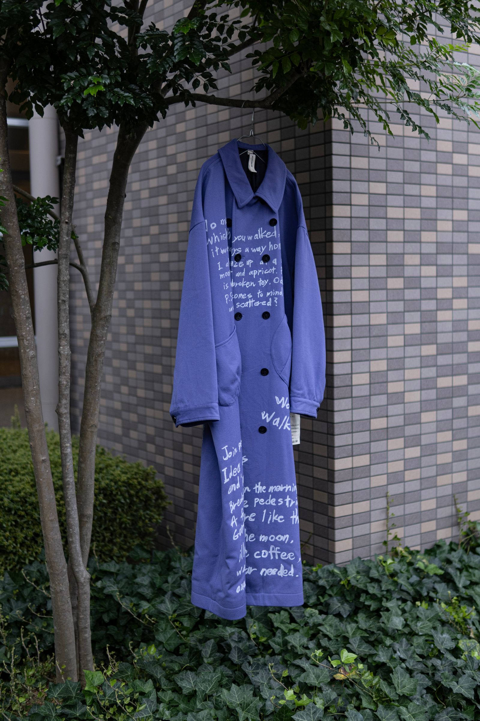 LONG TORSO COAL MINER WITH WORDS / AUBERGINE BLUE