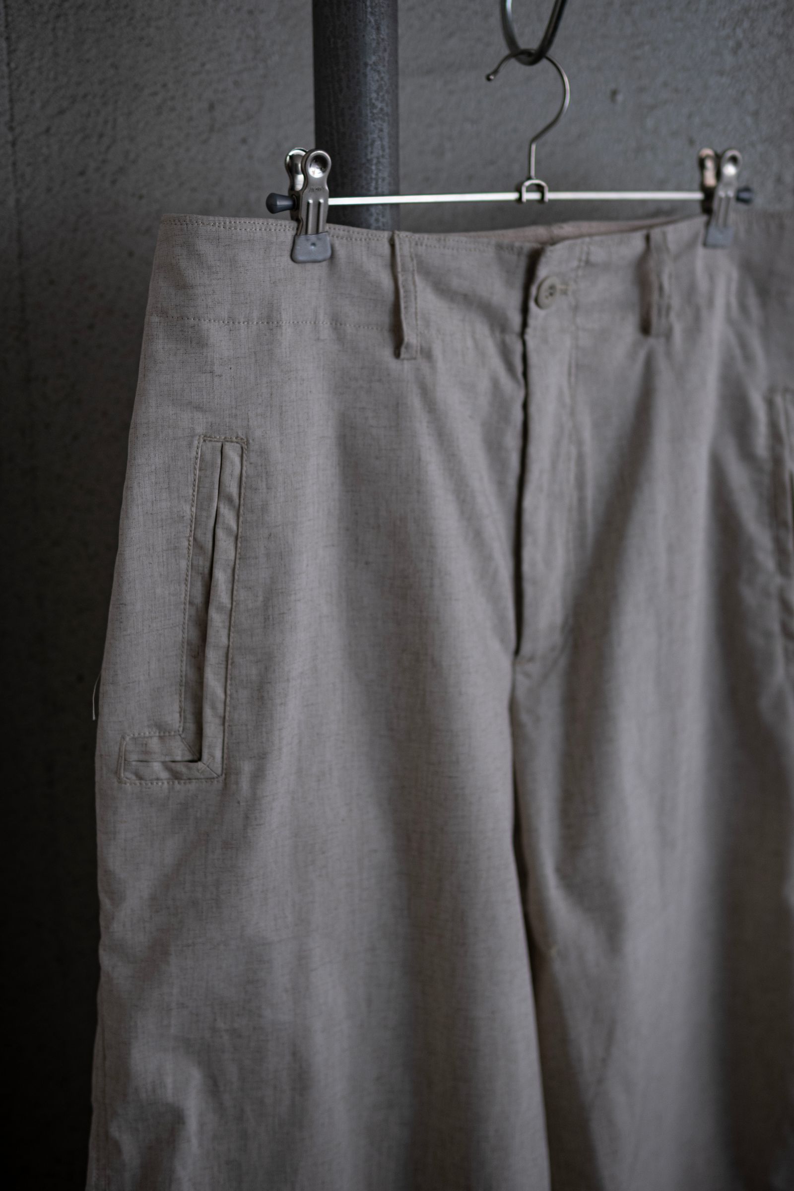 Polyester linen L Pocket Half Pants / kinari