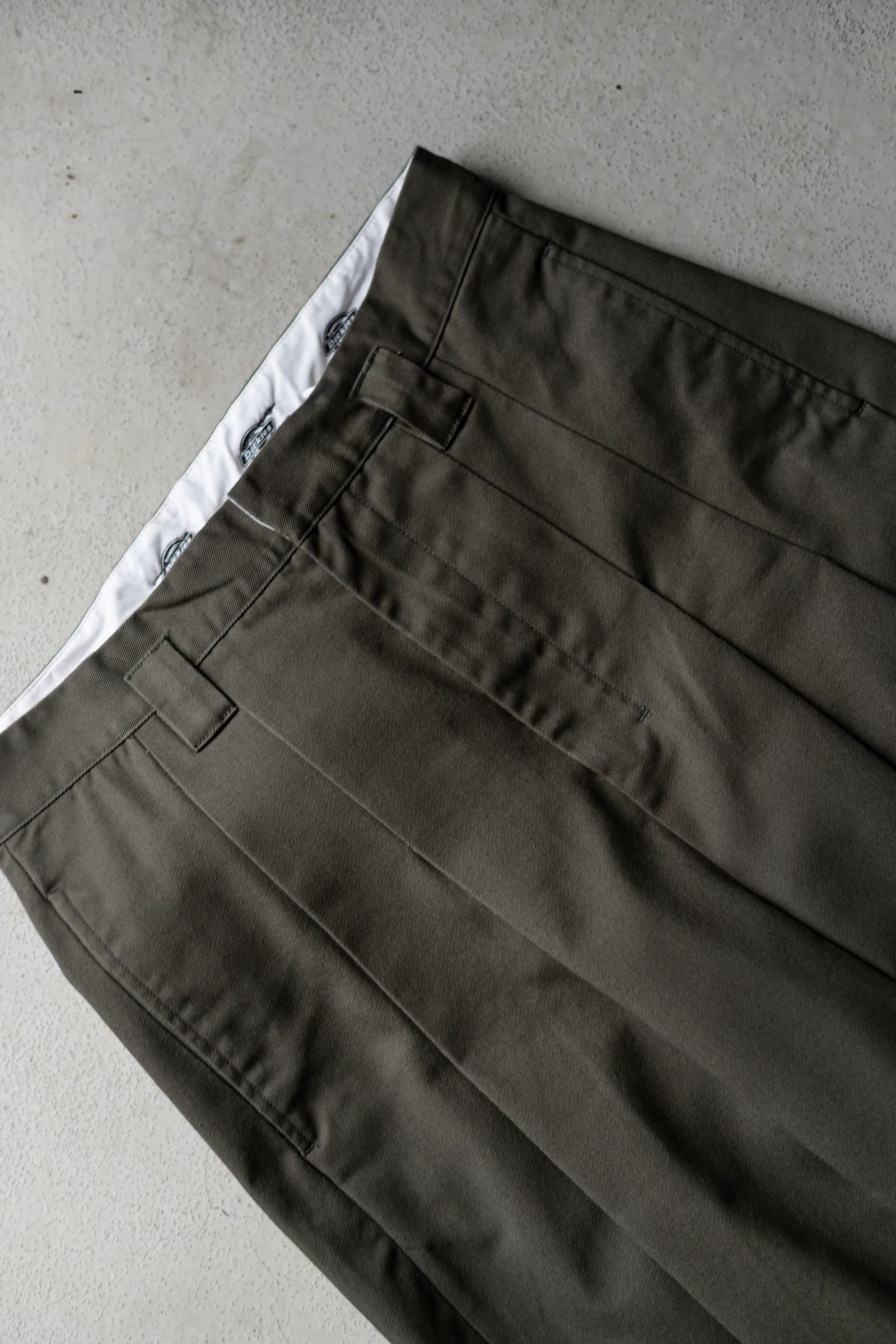 【SHINYAKOZUKA×Dickies】BAGGY WITH DICKIES / OLIVE