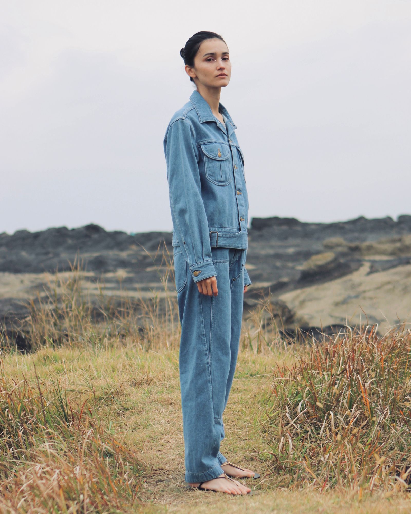 wide denim pants / light indigo