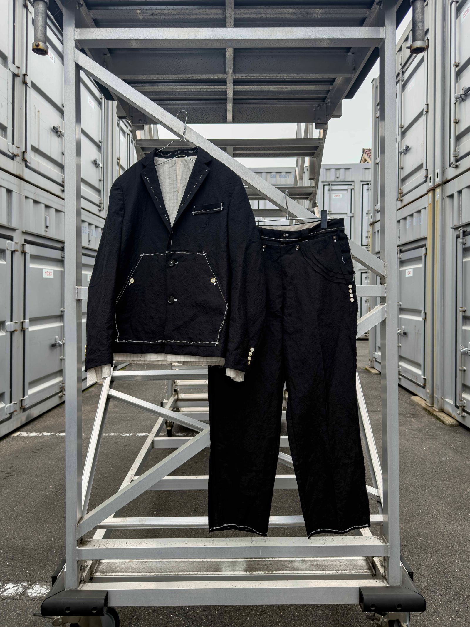 SEPARATE PATCH POCKET CEREMONY JACKET / Black