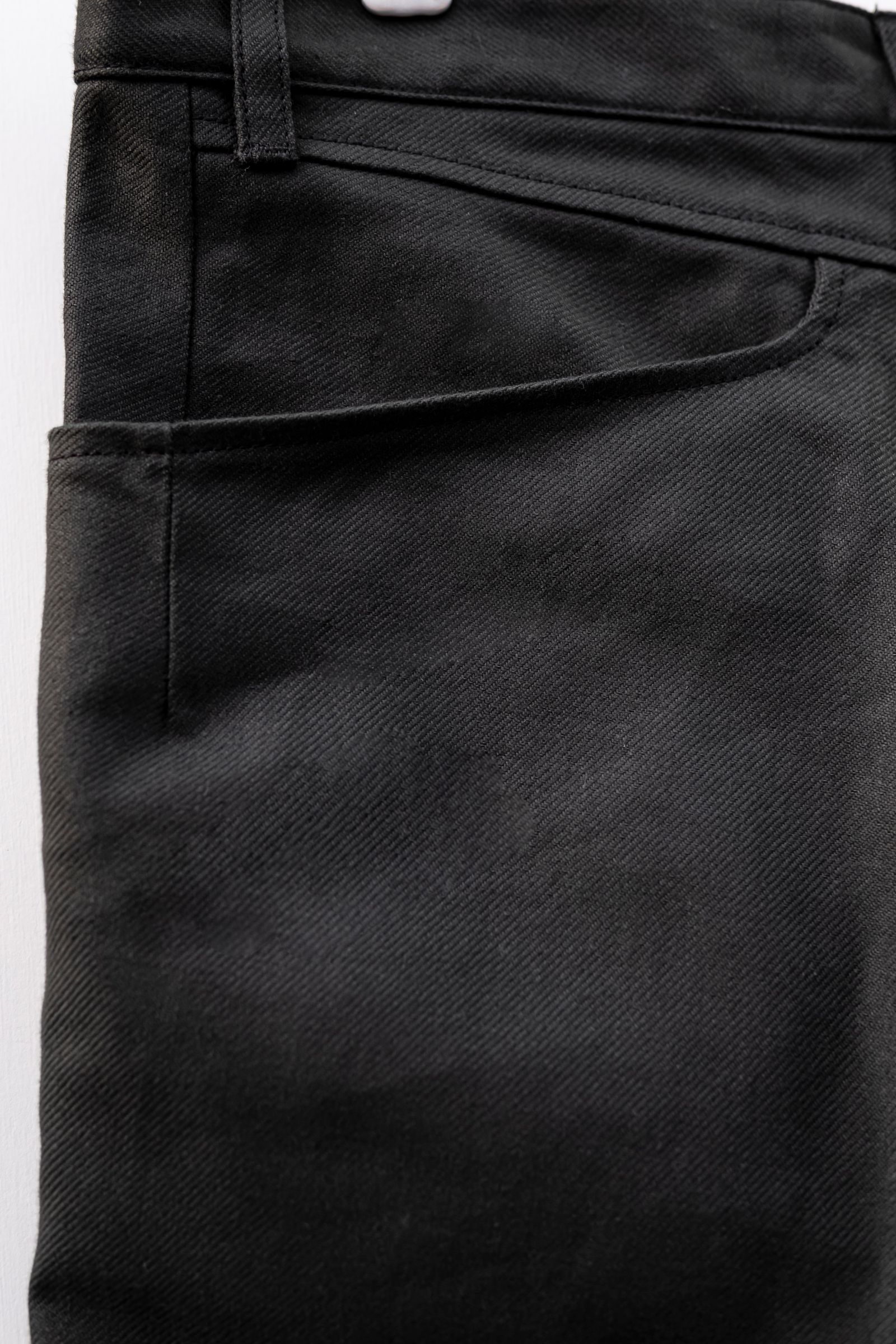 Side pocket tite pants