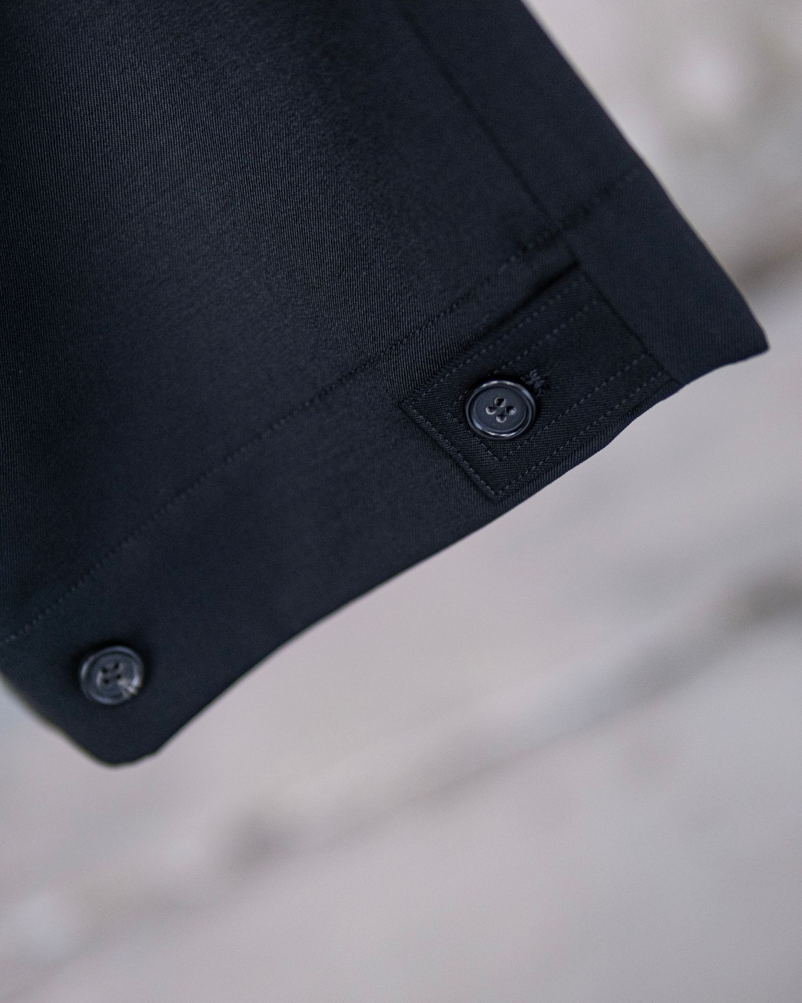 3-Tuck Wide Slacks / Black