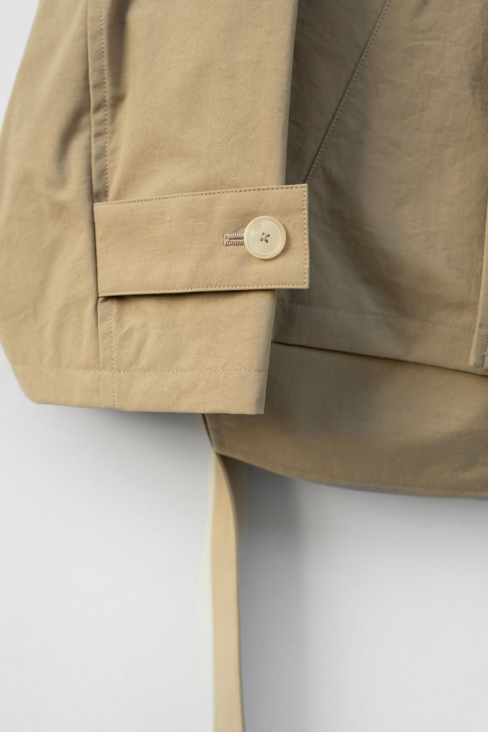Short Trench Coat / Dull beige
