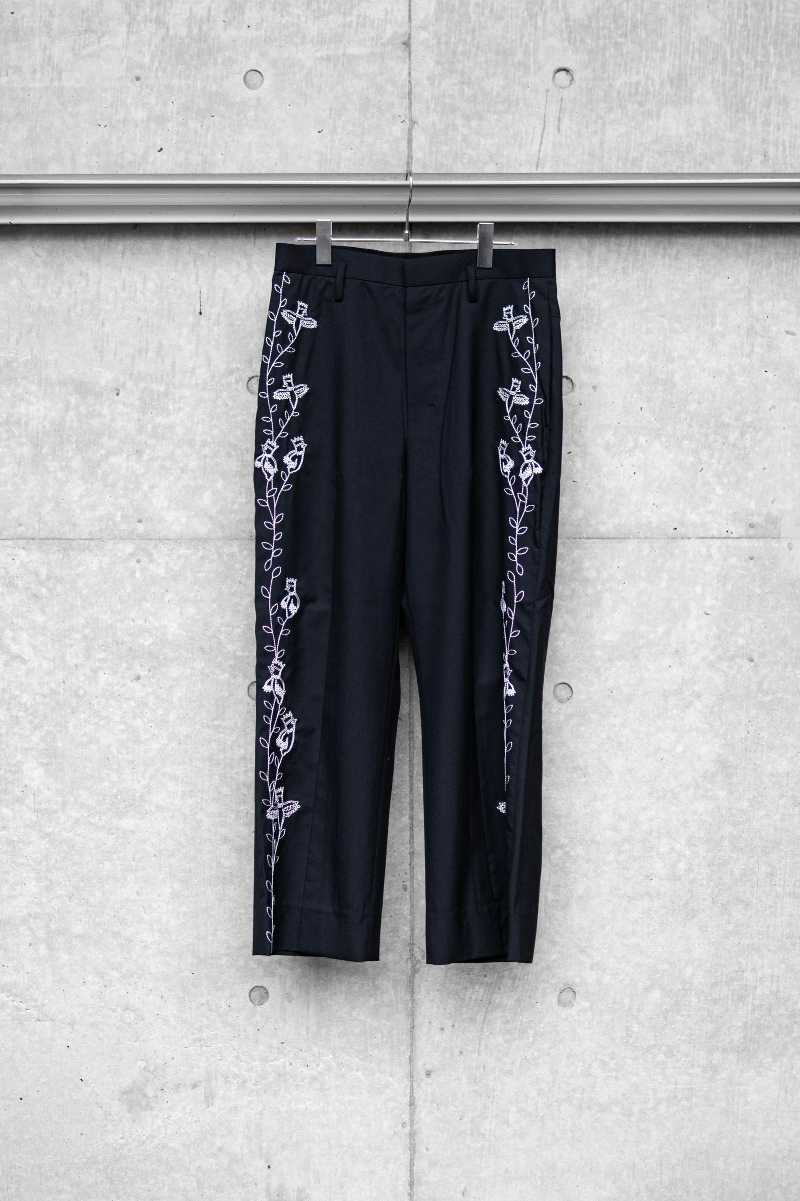Dear, NOTHING SPECIAL TROUSERS WITH EMBROIDERY / DAWN BLACK