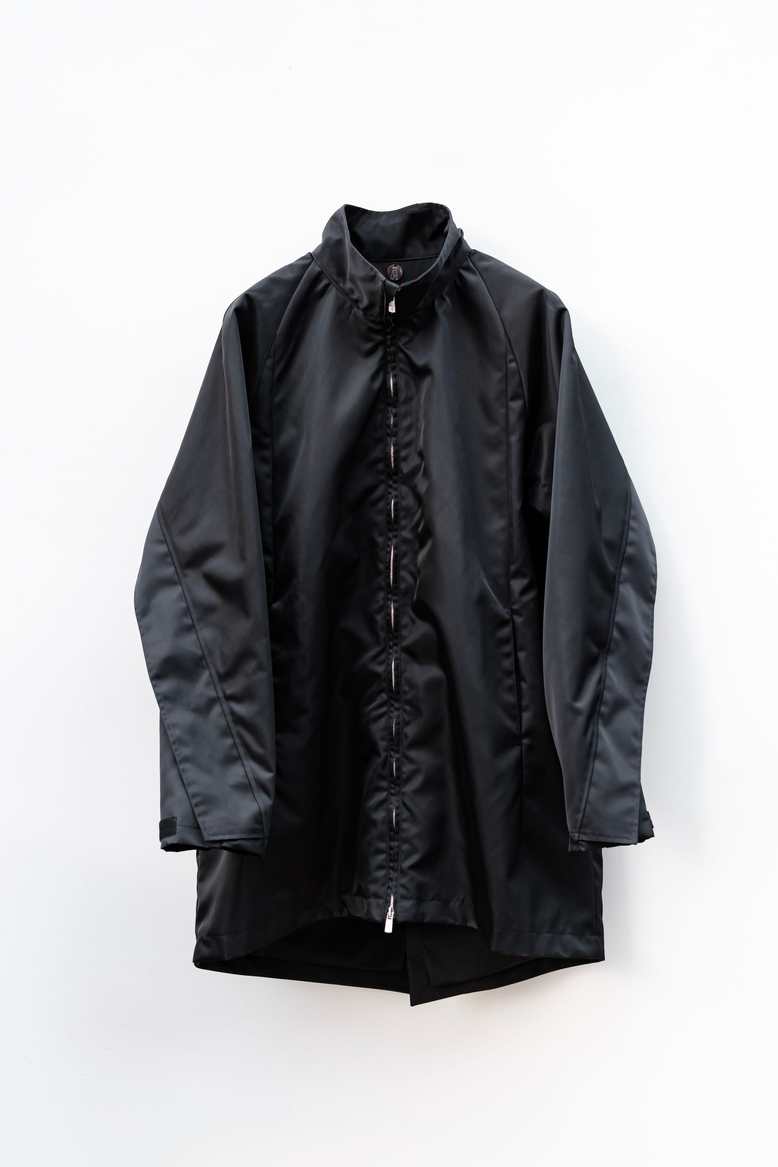 【LIMITED EDITION】fish tale windbreaker