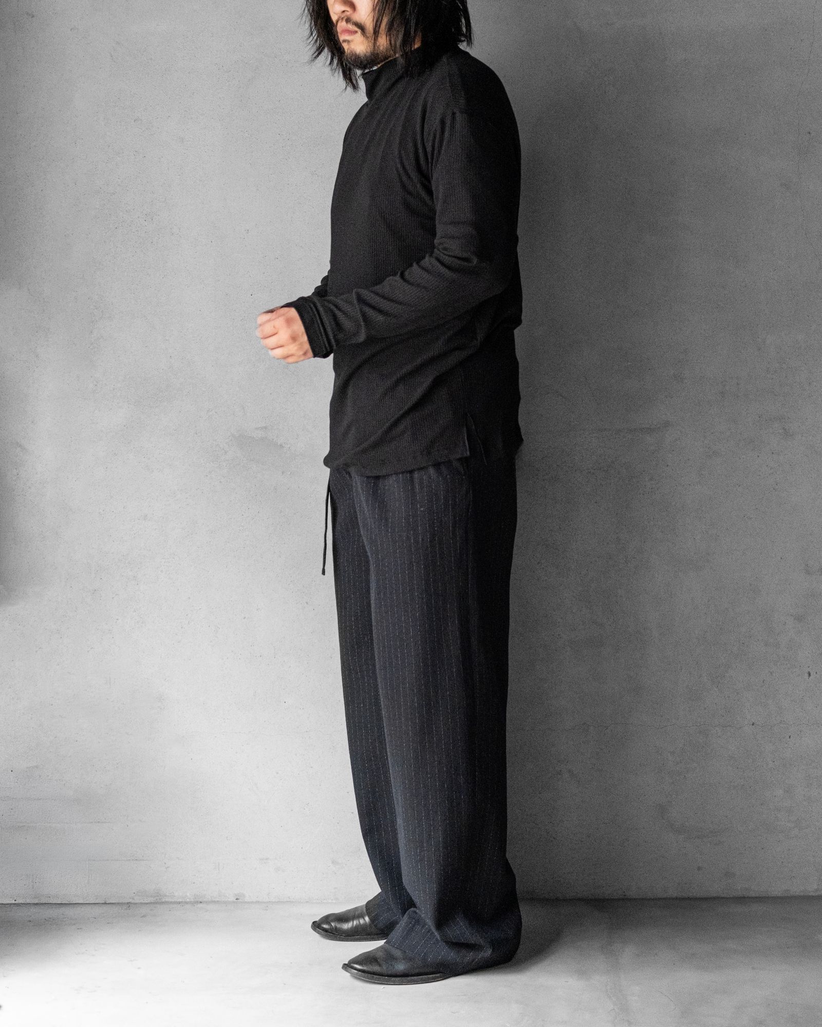 HIGH NECK LONG SLEEVE PULLOVER / BLACK