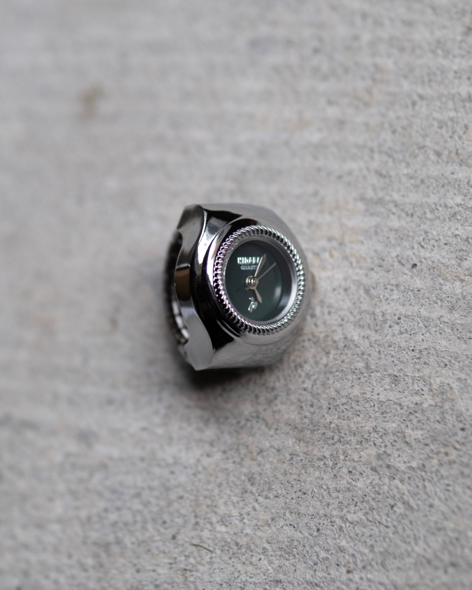 Ghost Ring Watch / Silver/Green