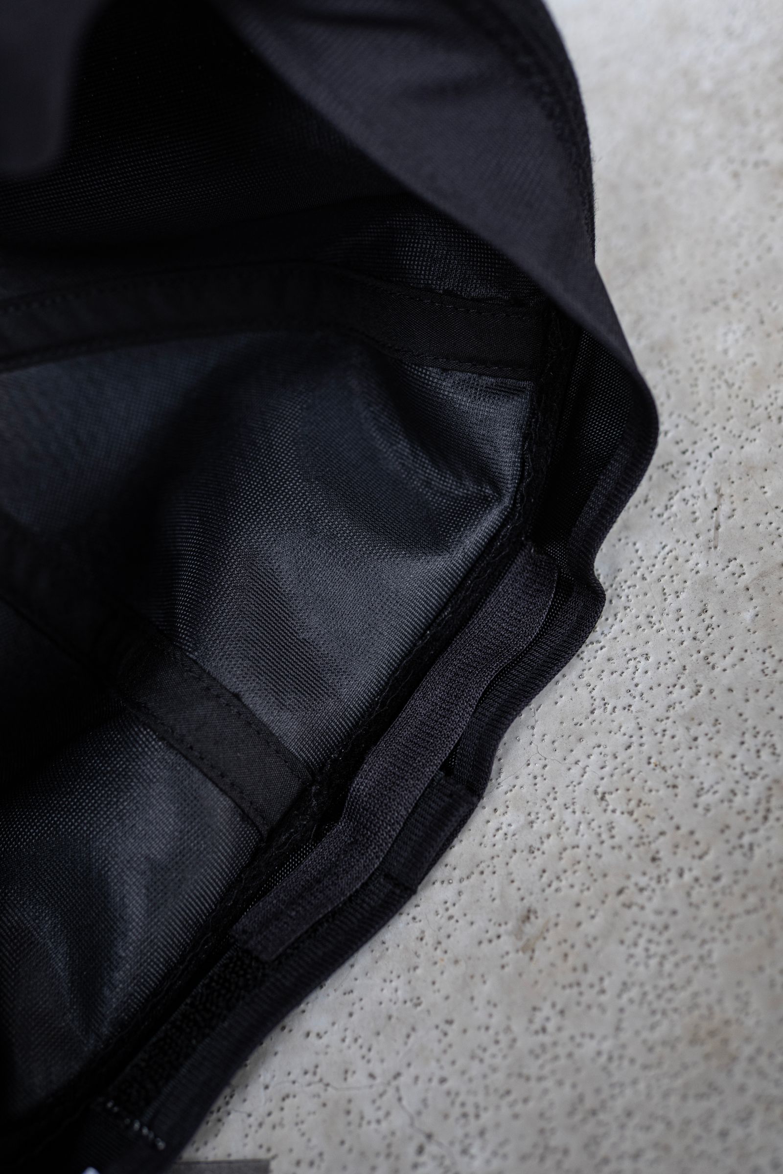 Dobby Stripe Roll Cap / Black