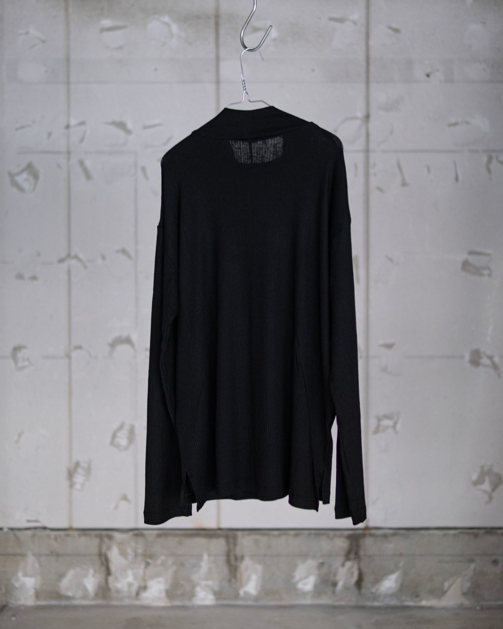 HIGH NECK LONG SLEEVE PULLOVER / BLACK