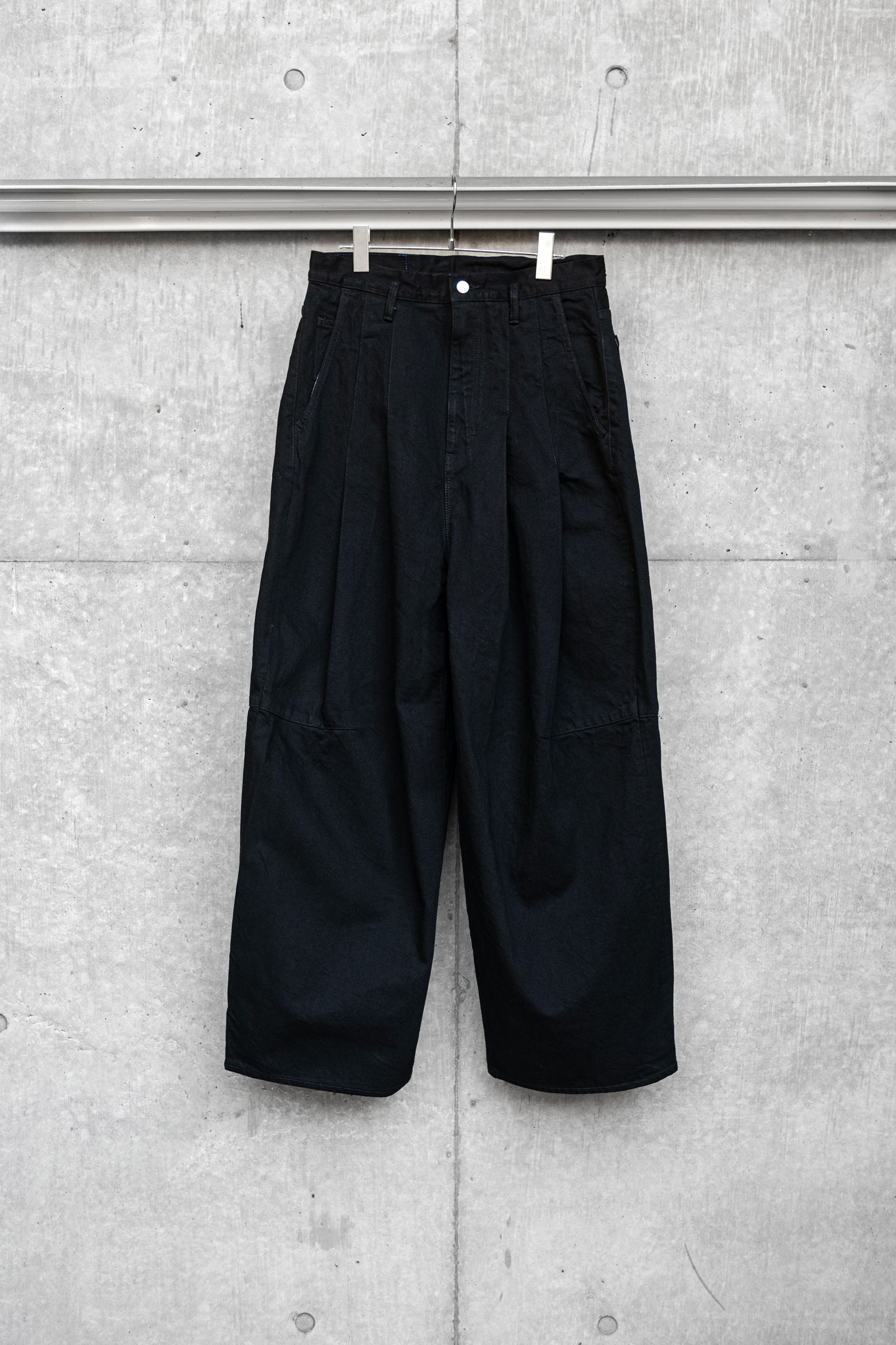 ヤング SHINYAKOZUKA - ORDINARY CITY BAGGY / BLACK | Retikle Online