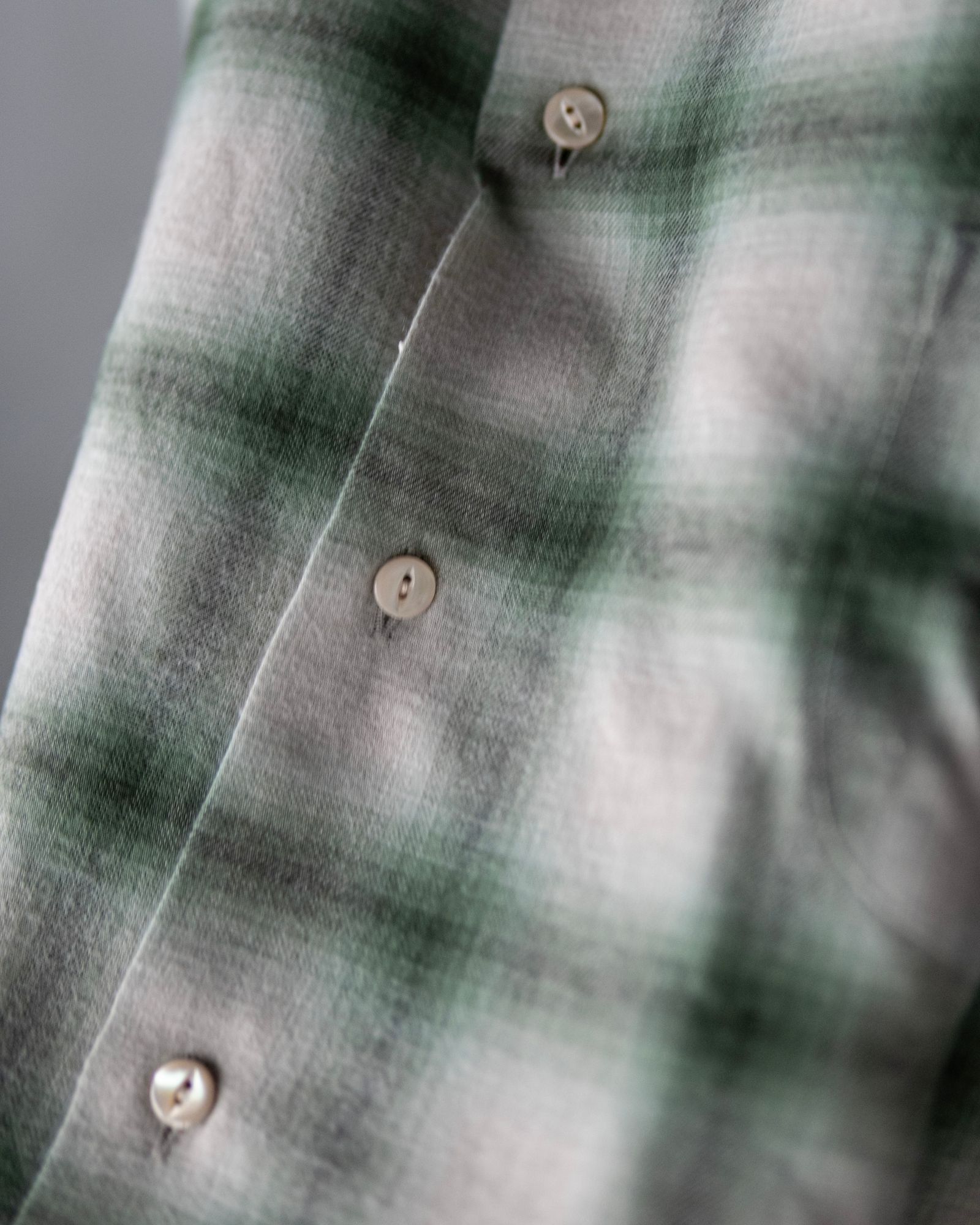 OPEN COLLAR SHIRT / GREEN OMBRE CHECK