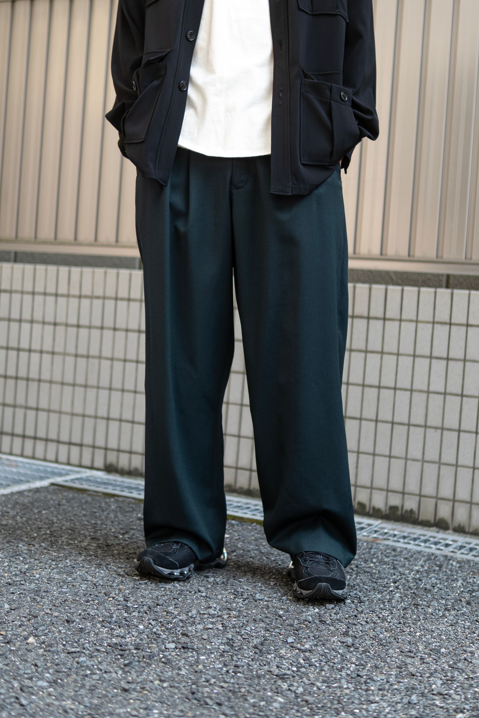 2TUCK WIDE EASY PANTS / GREEN